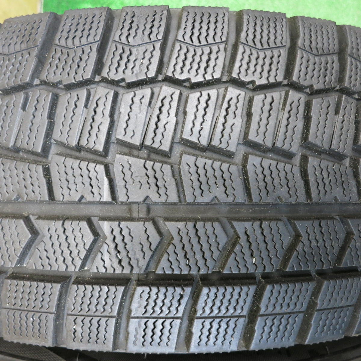 バリ溝！21年！キレイ！9.5分★スタッドレス 215/60R16 ダンロップ ウインターマックス WM02 AXEL Four アクセル フォー 16インチ PCD114.3/5H★5122106HAス