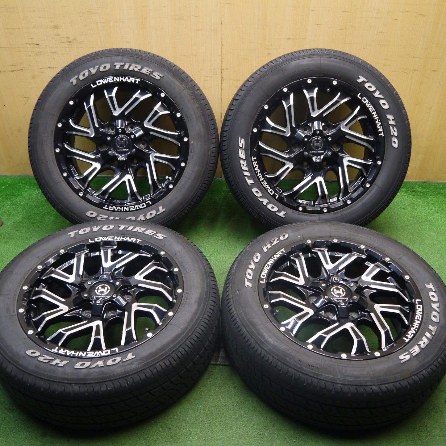 バリ溝！21年！キレイ！9.5分★Lowenhart GXL206 215/60R17C 109/107R 8PR トーヨー H20 ホワイトレター レーベンハート 17インチ PCD139.7/6H★5061104Hノ