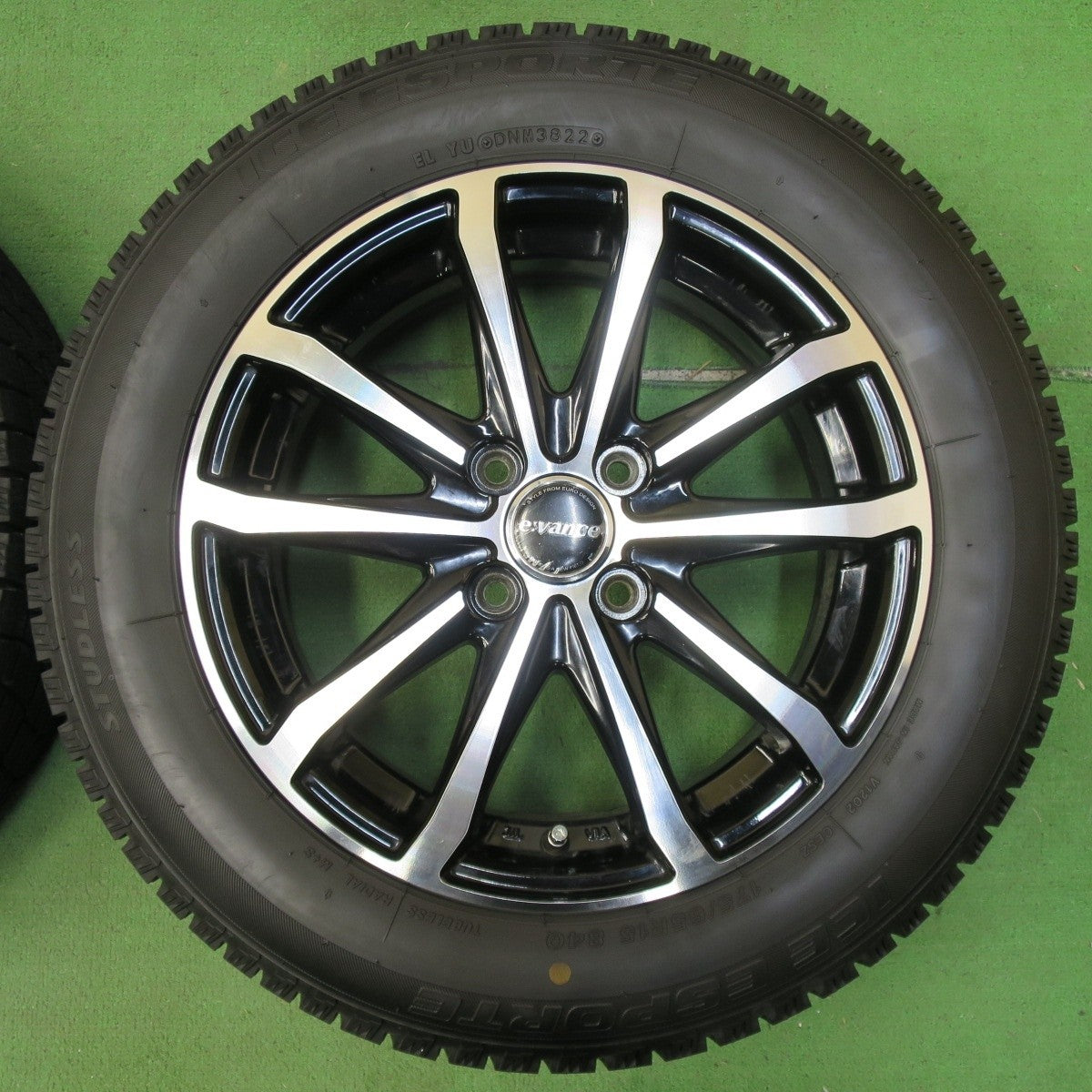 バリ溝！22年！キレイ！9分★スタッドレス 175/65R15 アイスエスポルテ e:vance HA1 エヴァンス PCD100/4H★4103108イス