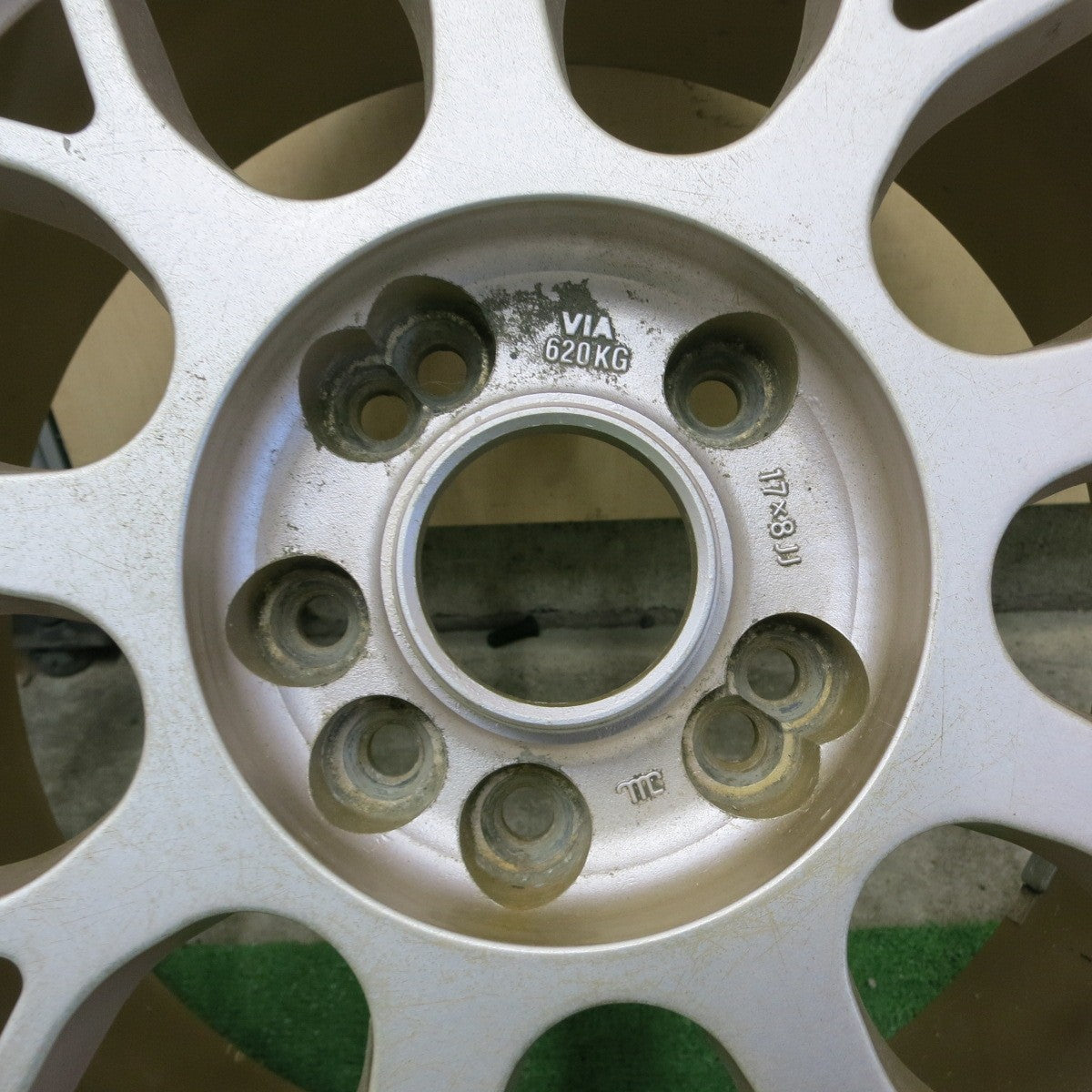 *送料無料* 2本価格★RAYS VOLK RACING EMU ホイール 17インチ レイズ ボルクレーシング 17×8JJ PCD114.3/4H 5H マルチ★4082801ナホ