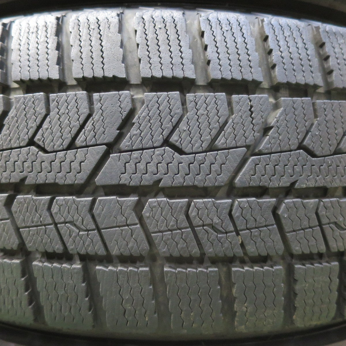 バリ溝！22年！キレイ！ほぼ10分★スタッドレス 195/65R15 トーヨー オブザーブ GIZ2 JOKER ジョーカー 15インチ PCD114.3/5H★5080602イス