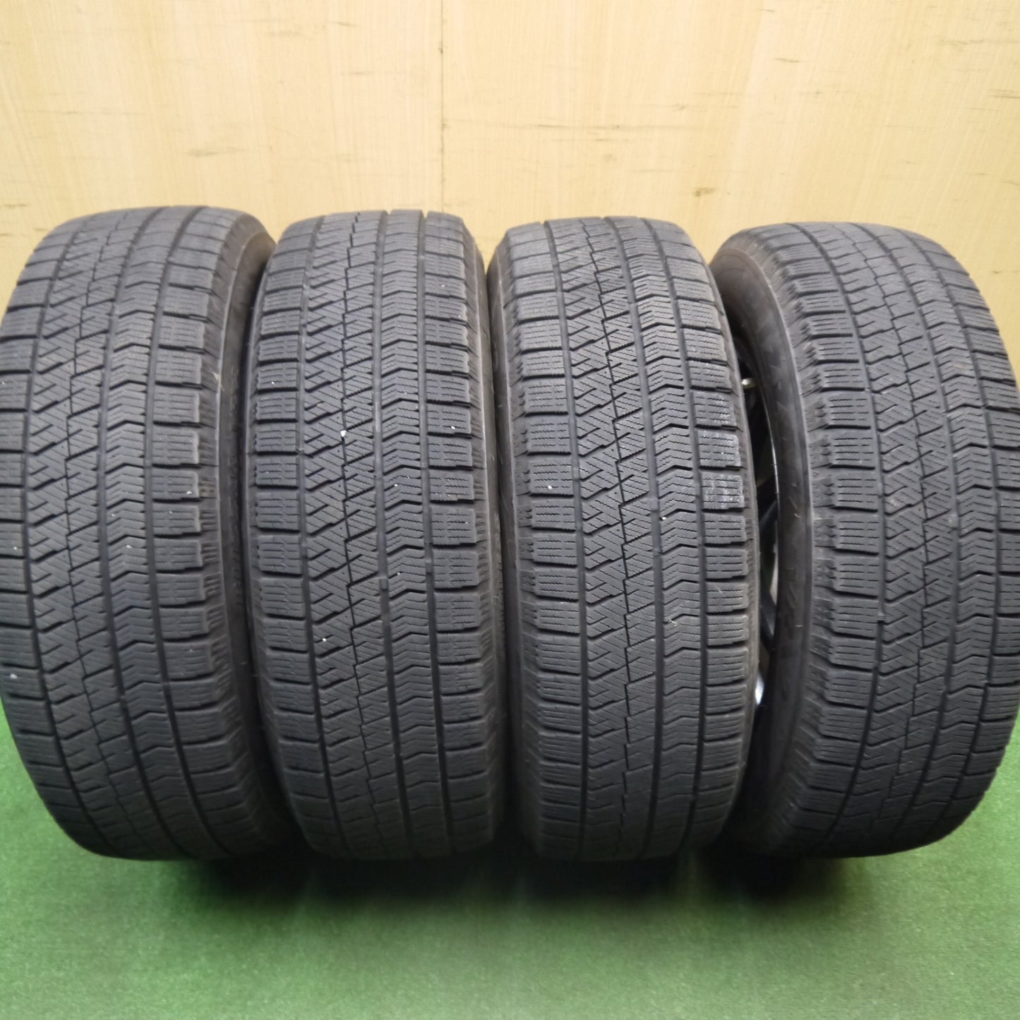 キレイ★スタッドレス 195/65R15 ブリヂストン ブリザック VRX2 SEIN ザイン 15インチ PCD114.3/5H★6010709Hス