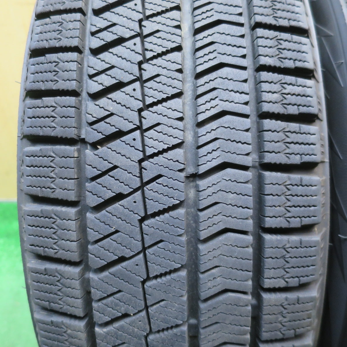 バリ溝！キレイ！9分★スタッドレス 195/65R15 ブリヂストン ブリザック VRX2 SPORT KRONE スポルト クローネ 15インチ PCD114.3/5H★6042402NJス