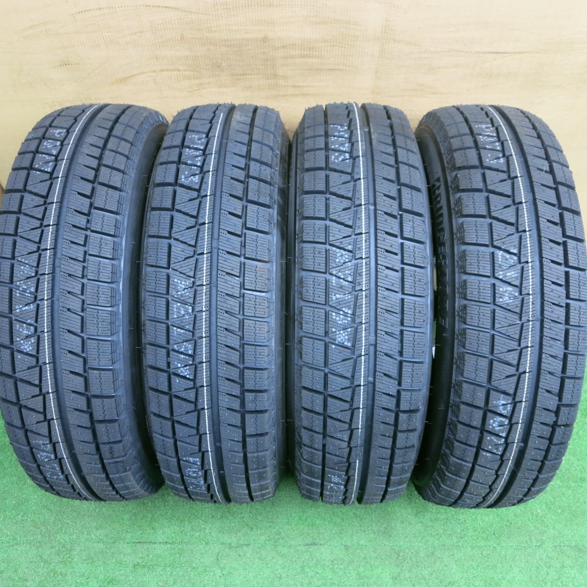 未使用！25年★スタッドレス 185/70R14 ブリヂストン アイスパートナー2 LAPORTA ラポルタ 14インチ PCD100/4H★6021804NKス
