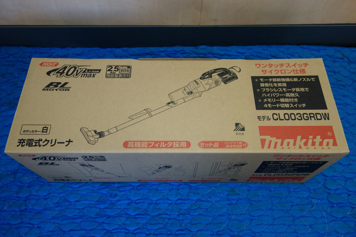 [送料無料] 未使用☆マキタ 充電式 クリーナ CL003G RDW コードレス サイクロン クリーナー 掃除機 makita☆
