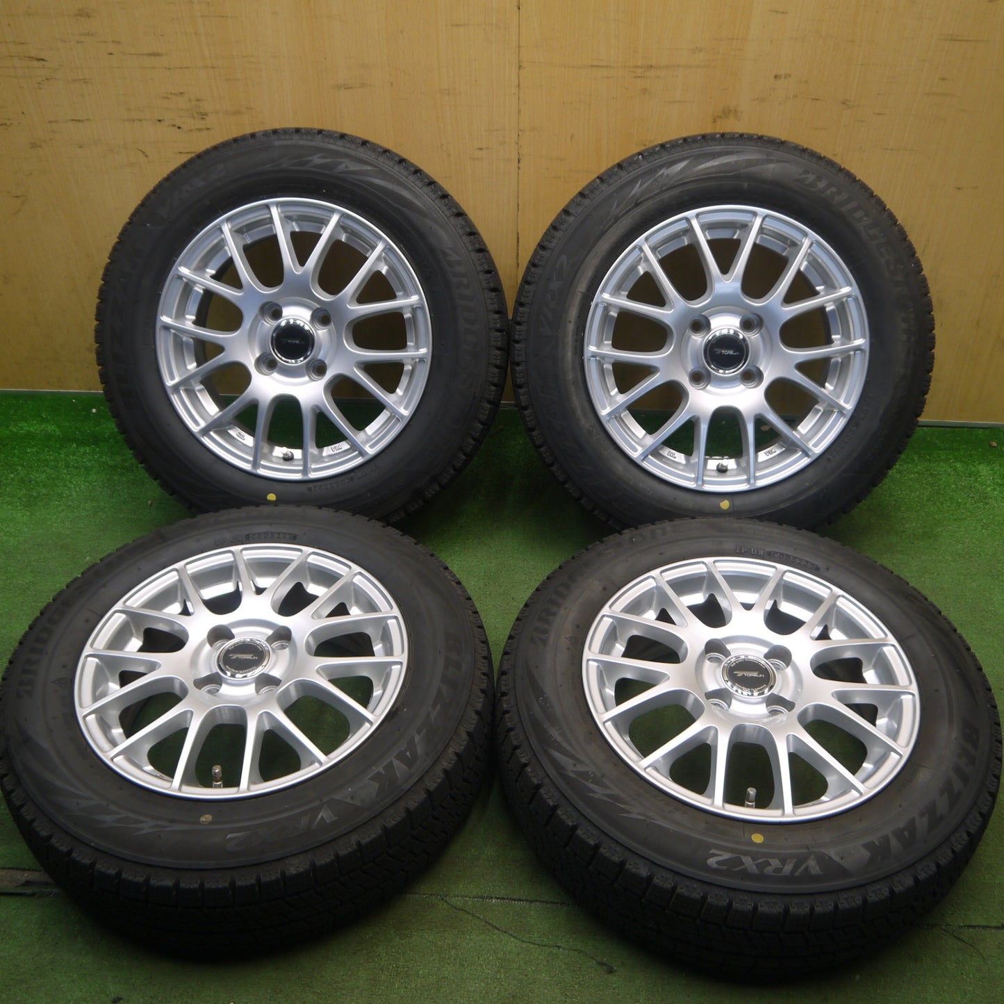 バリ溝！22年！キレイ！ほぼ10分★スタッドレス 165/70R14 ブリヂストン ブリザック VRX2 TOPRUN トップラン 14インチ PCD100/4H★6060202Hス