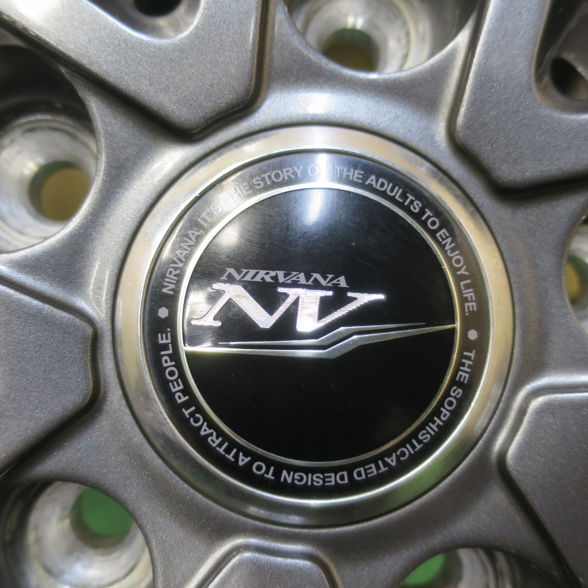 バリ溝！23年！キレイ！9分◎スタッドレス 195/65R15 ブリヂストン ブリザック VRX2 NIRVANA NV ニルヴァーナ ニルバーナ 15インチ PCD114.3/5H◎6100604イス