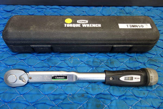 [送料無料] ジャンク☆TONE プレセット 形 トルクレンチ T3MN50 ダイレクト セット タイプ 差込角 9.5mm 工具 道具 トネ①☆