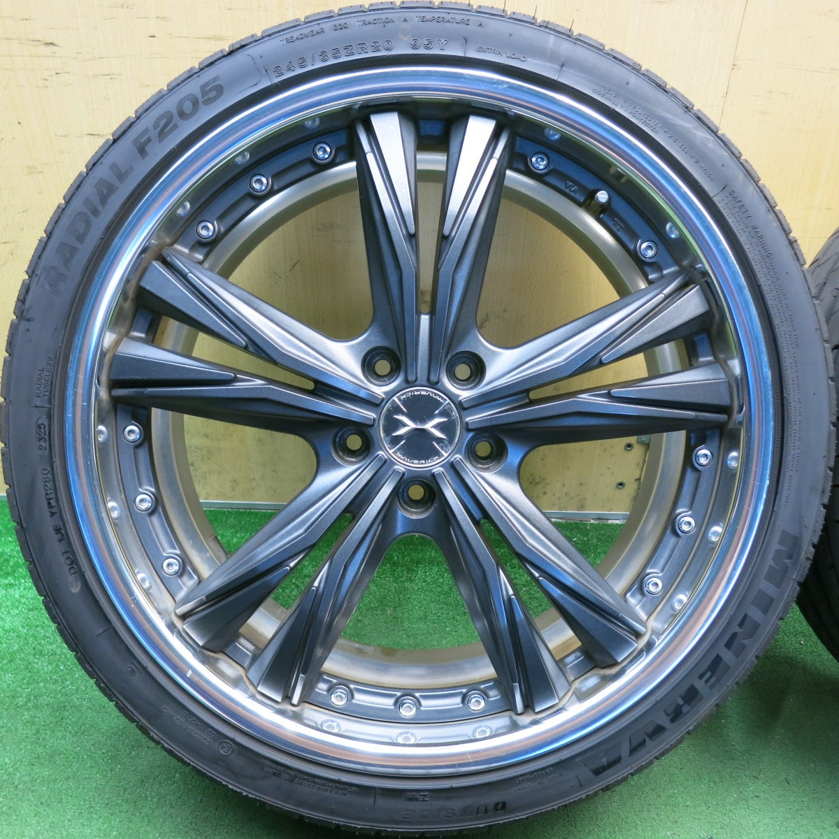バリ溝！25年！9分◎MAVERICK 605S-R 245/35R20 ミネルバ ラジアル F205 マーベリック 20インチ PCD114.3/5H◎6090601HAノ
