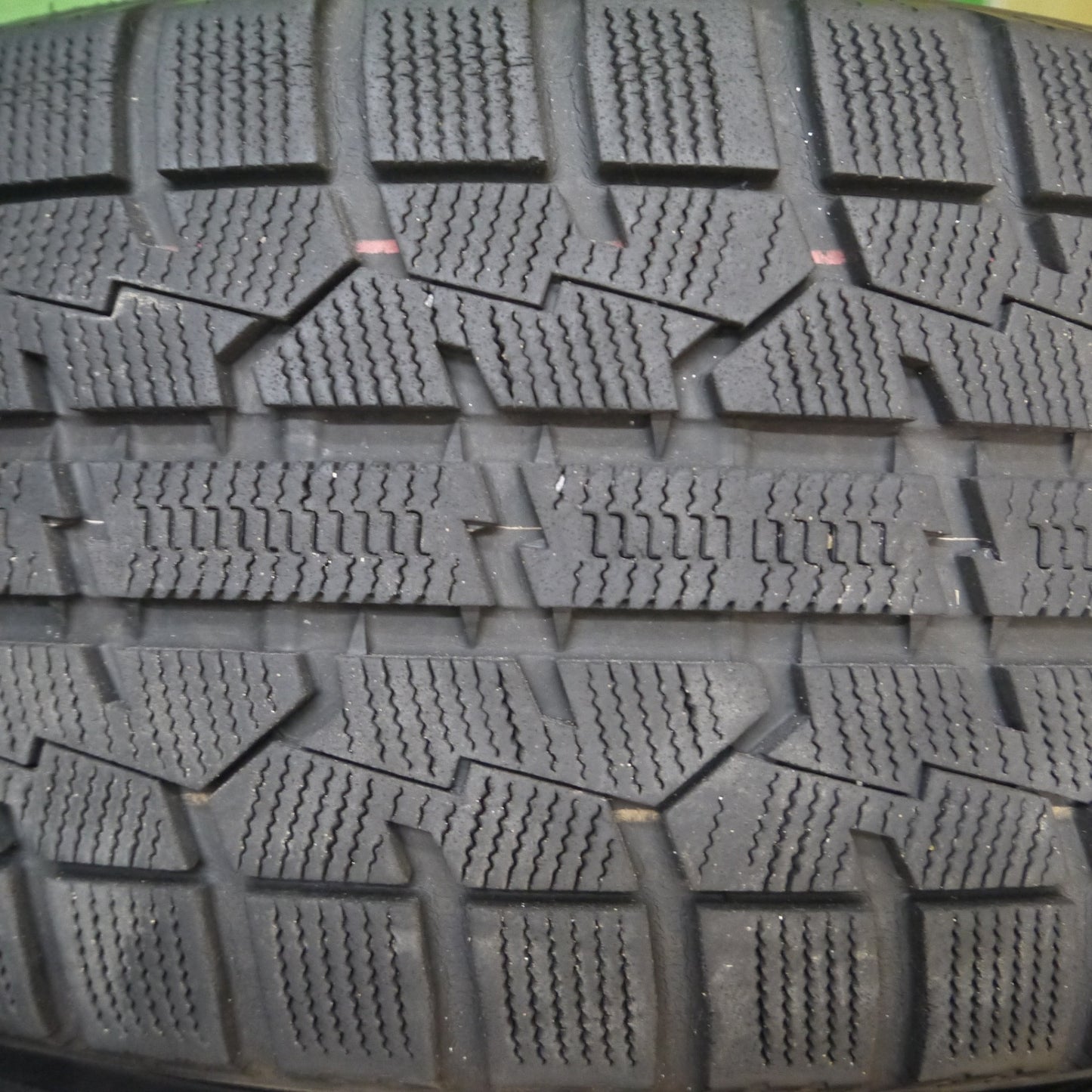 [送料無料] バリ溝！キレイ！9分★スタッドレス 215/55R17 トーヨー オブザーブ ガリット GIZ Leitua レイツァー 17インチ PCD114.3/5H★5011502Hス
