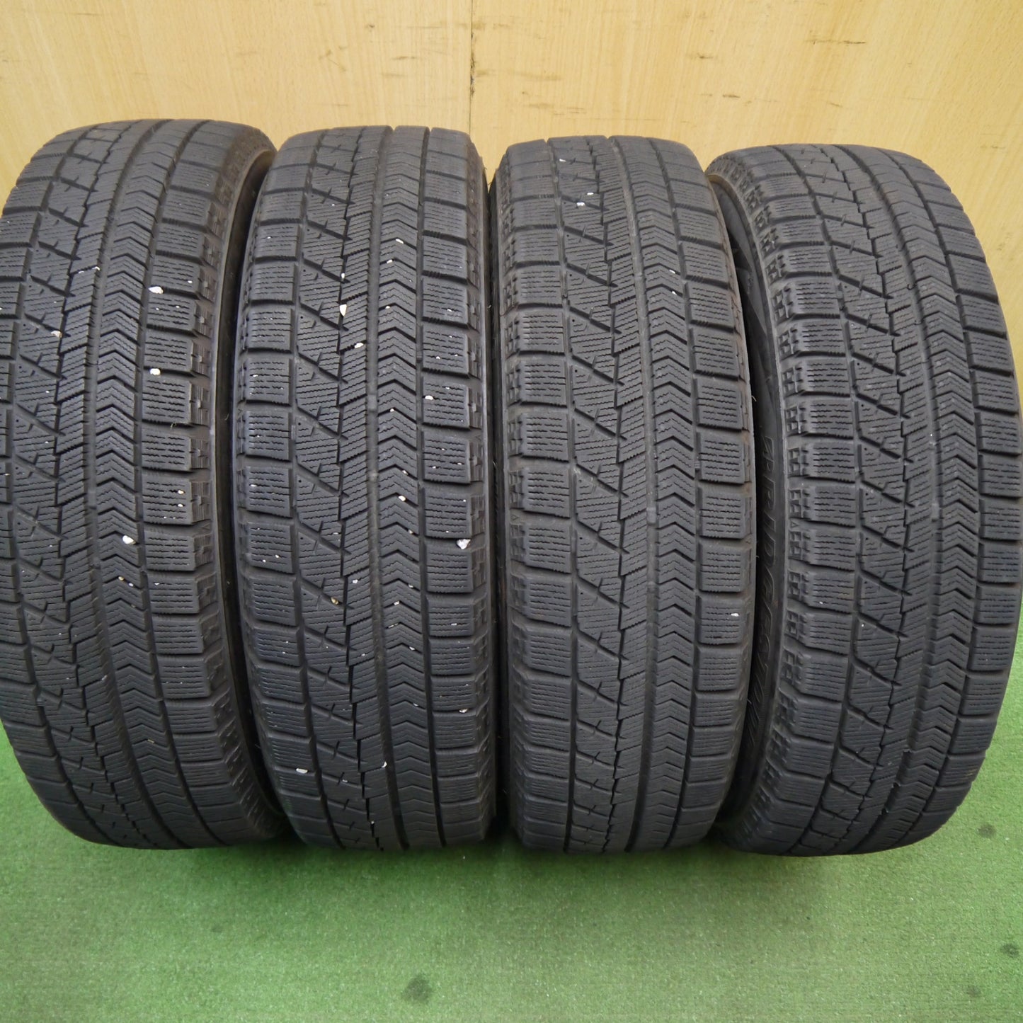 4本価格★ダイハツ ネイキッド 純正 155/65R14 スタッドレス ブリヂストン ブリザック VRX 14インチ PCD100/4H★5052001Hス