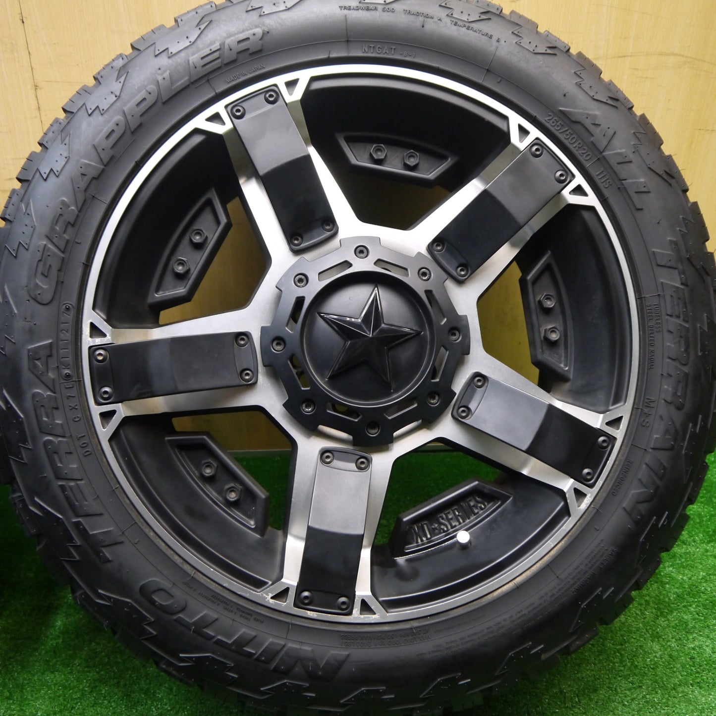 バリ溝！9.5分★KMC XD811 ROCKSTAR2 265/50R20 ニットー TERRA GRAPPLER ALL TERRAIN ロックスター2 PCD135 139.7/6H マルチ★5102102Hノ