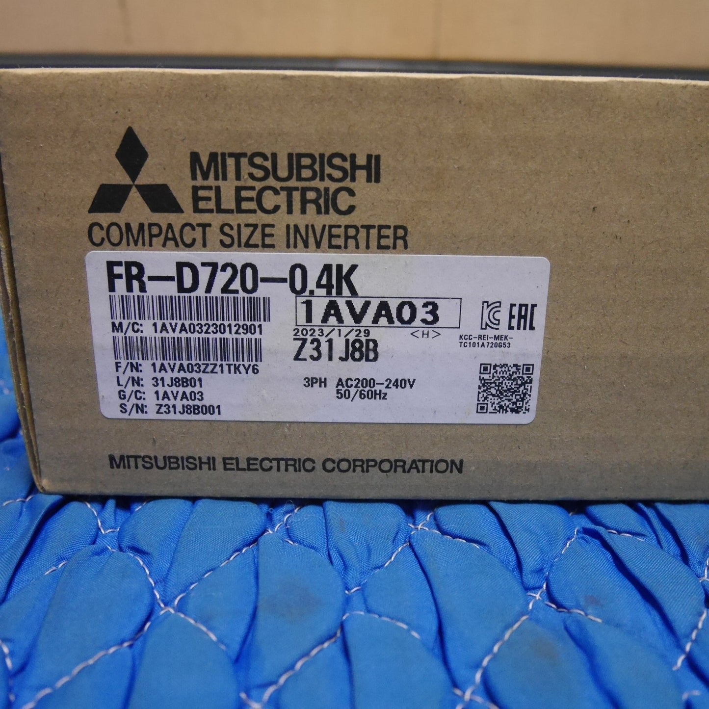 ●複数在庫有●[送料無料] 未使用☆三菱 インバーター FR-D720-0.4K コンパクト サイズ 小型 小形 MITSUBISHI 200V☆