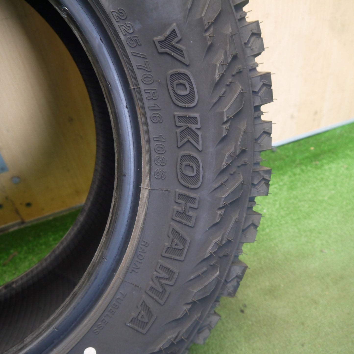 未使用！23年！1本★225/70R16 ヨコハマ ジオランダー M/T G003 タイヤ 16インチ デリカ D:5 エクストレイル リフトアップ ジムニー 等★6061905Hノタ