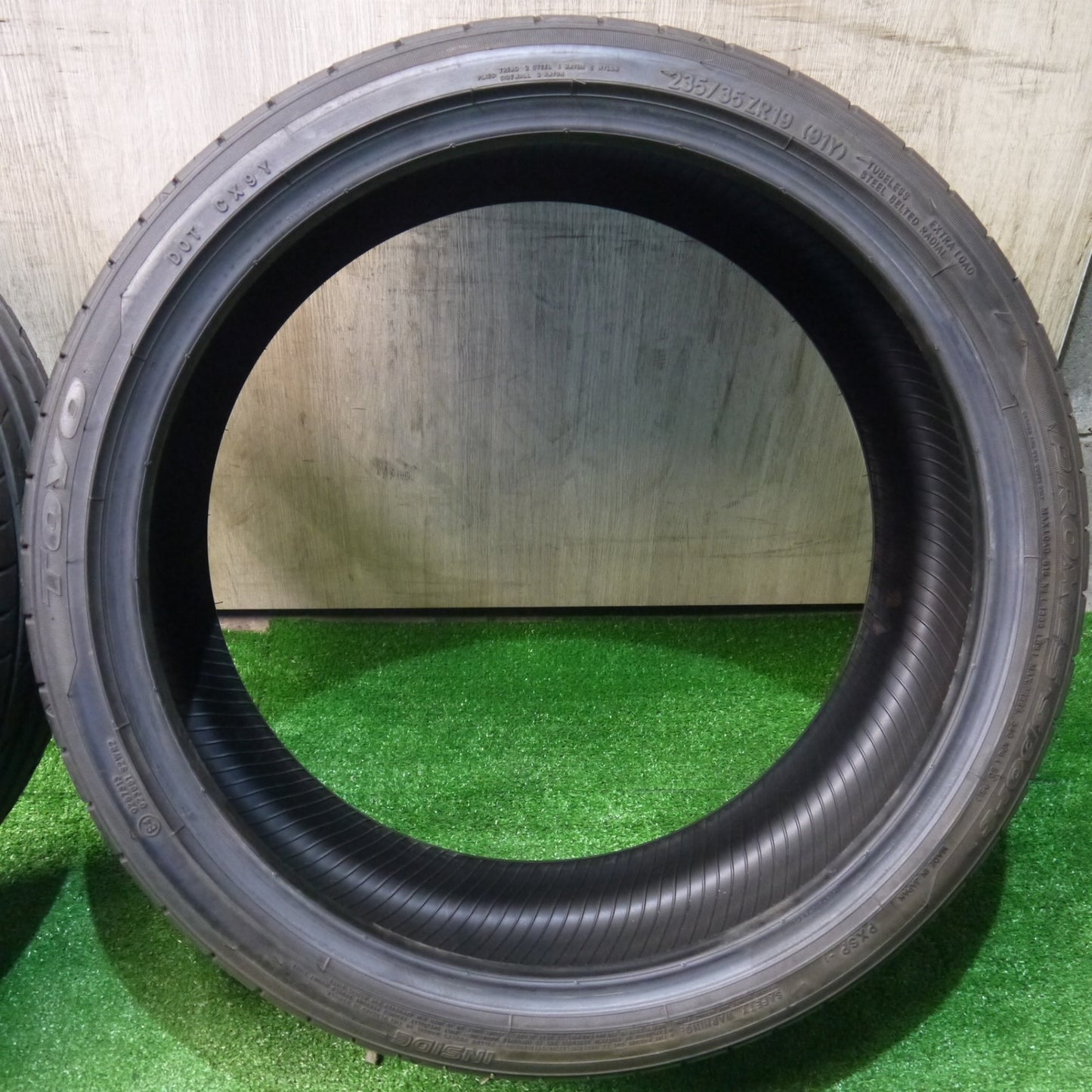 バリ溝！9分！2本★235/35R19 トーヨー プロクセス スポーツ PROXES Sport 19インチ タイヤ ポルシェ 911 カレラ ボクスター ケイマン 等★6052203KKノタ