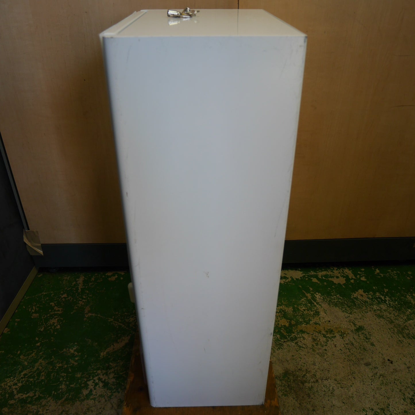 [送料無料] 鍵2個付き☆DAITO ダイト 手動式 自動 販売機 DF-5 トレカ トレーディング カード 自販機 ガチャ ポケモン カードゲーム 現状品②☆