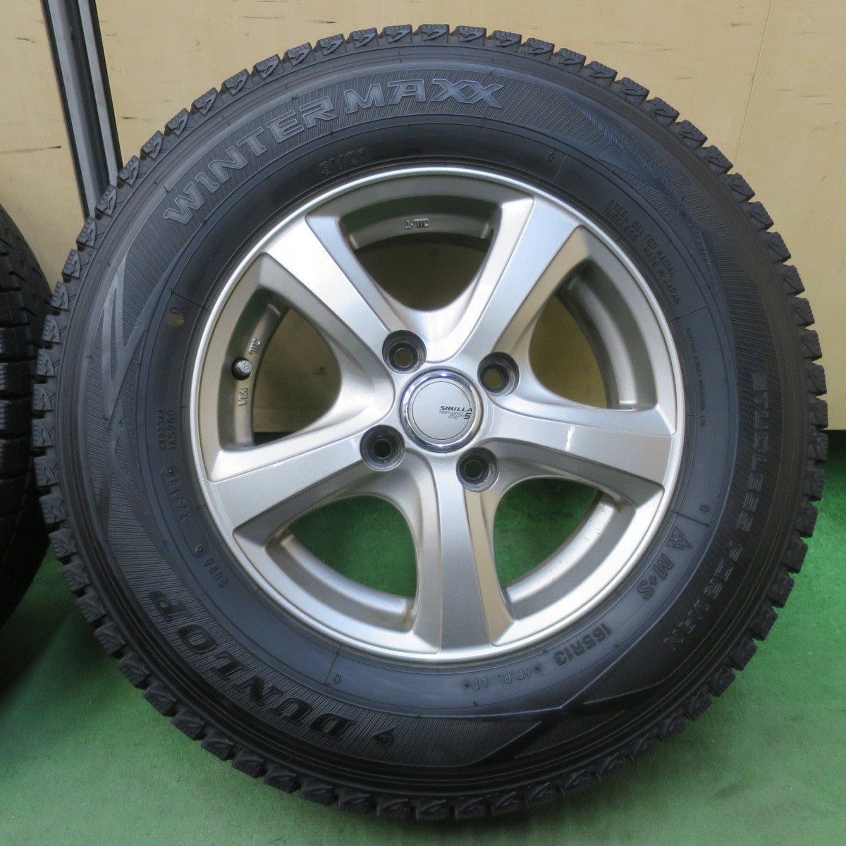 バリ溝！ほぼ10分★スタッドレス 165R13 6PR ダンロップ ウインターマックス SV01 SIBILLA NEXT SF-5 シビラ 13インチ PCD100/4H★6011906イス