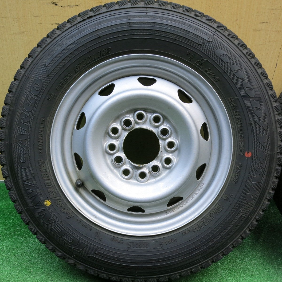 バリ溝！9分★スタッドレス 145/80R12 80/78N グッドイヤー アイスナビ CARGO スチール ホイール 12インチ カーゴ PCD100 110 114.3/4H マルチ★6032907HAス