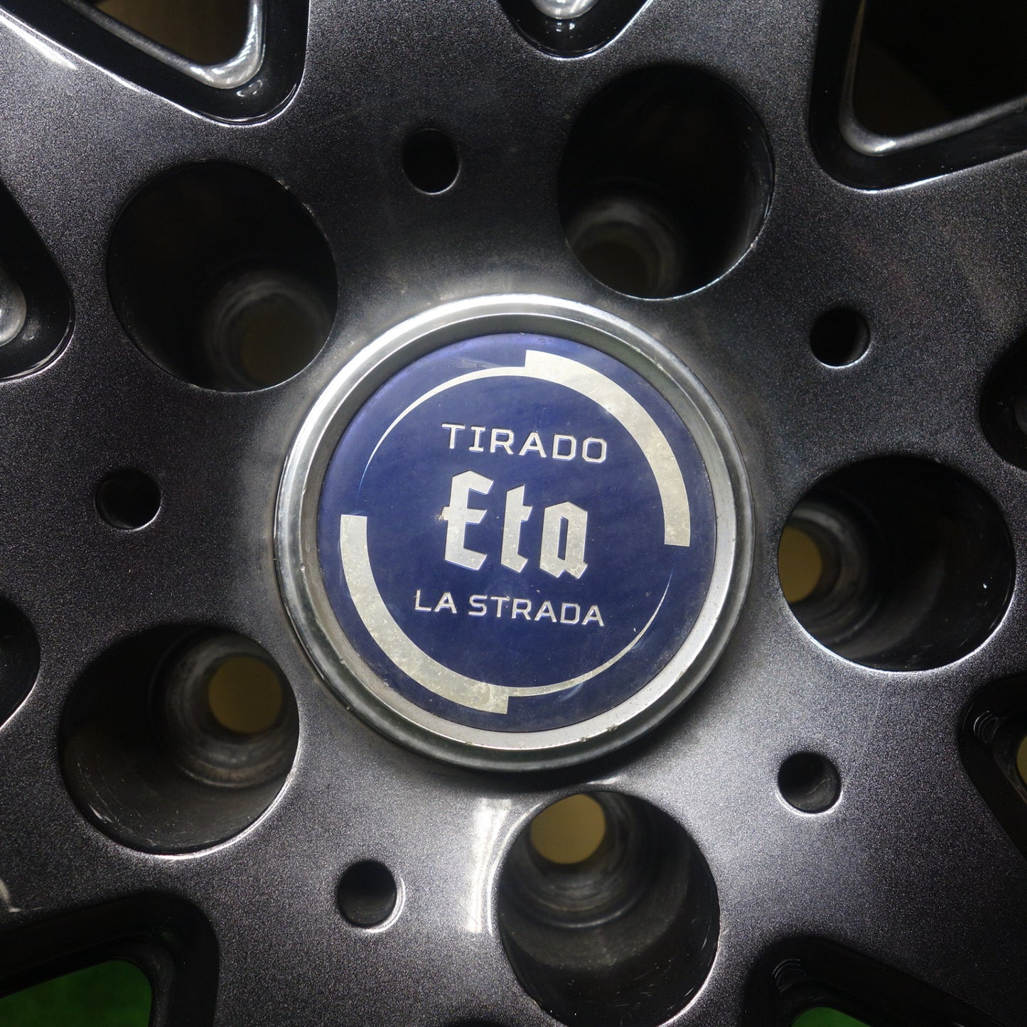 バリ溝！キレイ！8.5分★スタッドレス 205/65R16 ピレリ アイスアシンメトリコ TIRADO Eta LA STRADA ティラード ラストラーダ 16インチ PCD114.3/5H★6032201KTス