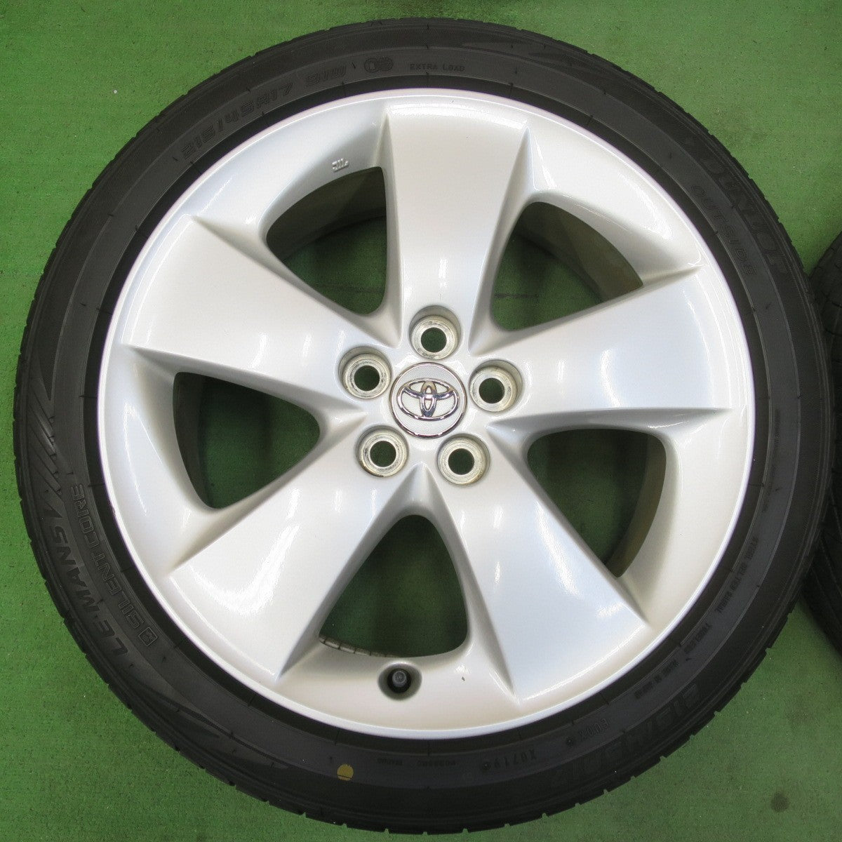 [送料無料] バリ溝！8.5分★トヨタ 30系 プリウス S G ツーリング 純正 215/45R17 ダンロップ ルマン5 17インチ PCD100/5H★5040713イノ