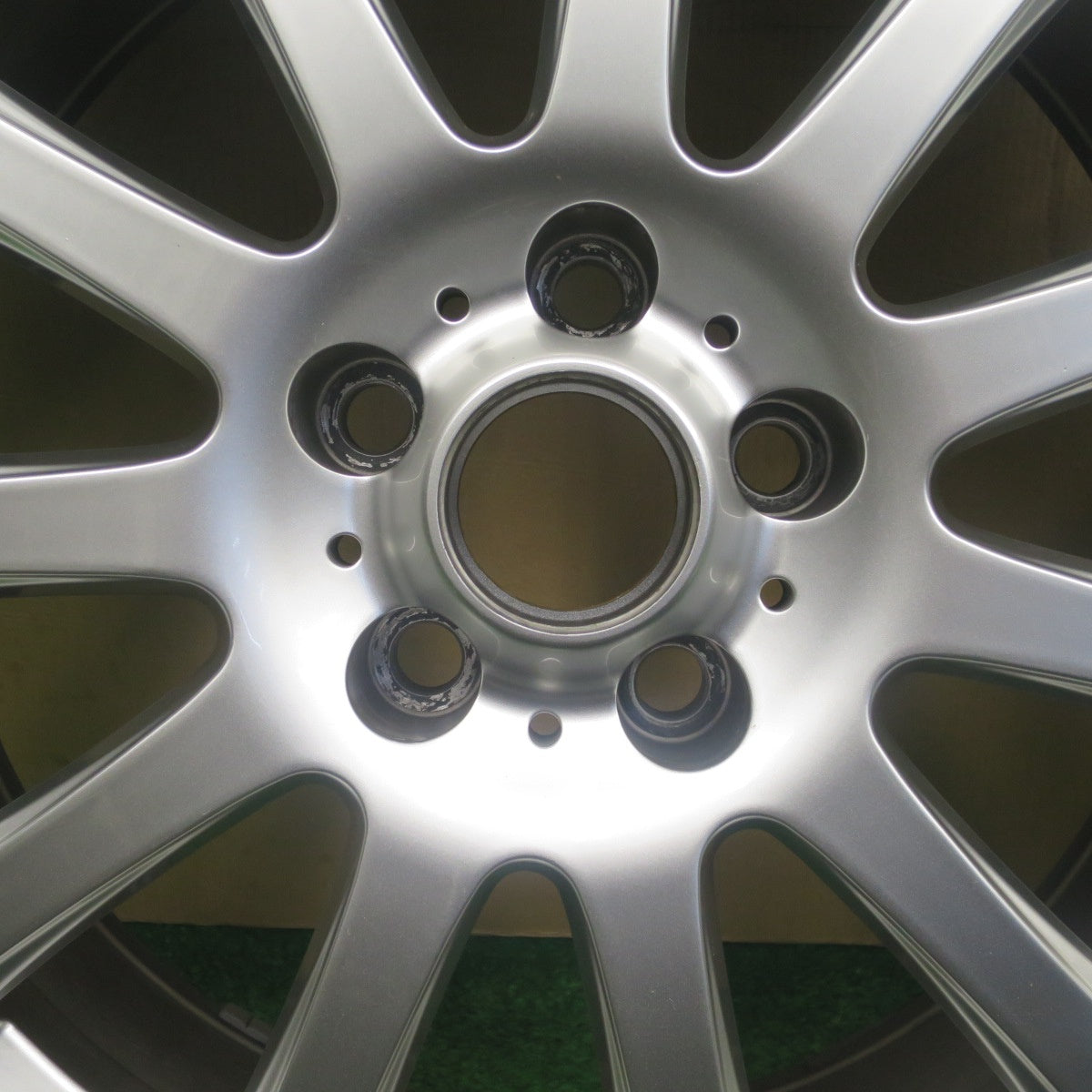 バリ溝！22年！キレイ！9分★スタッドレス 235/65R18 ブリヂストン ブリザック DM-V3 LF SPORT LFスポーツ 18インチ PCD114.3/5H★5121902NKス
