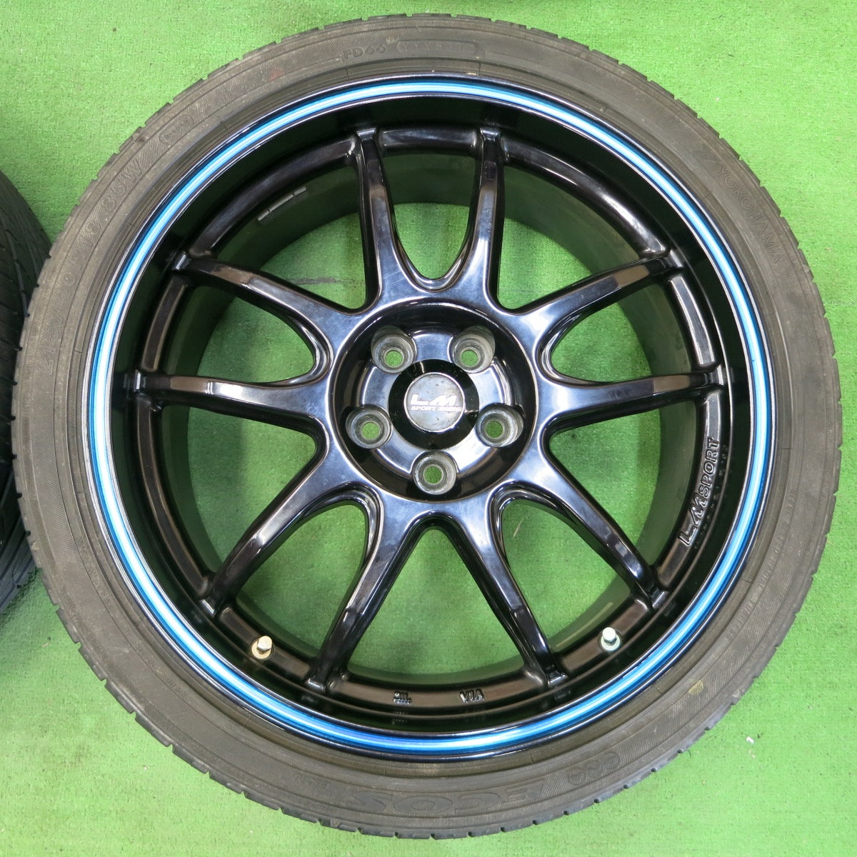 *送料無料* 4本価格★86 BRZ 等 LM SPORT 215/40R18 ヨコハマ DNA エコス ES300 18インチ PCD100/5H★4052203イノ