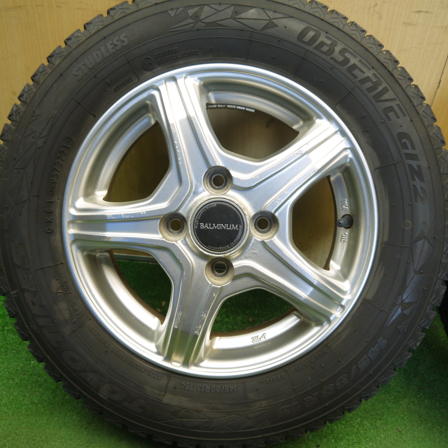 4本価格★スタッドレス 145/80R13 トーヨー オブザーブ GIZ2 BALMINUM VR5 バルミナ 13インチ PCD100/4H★6052509Hス