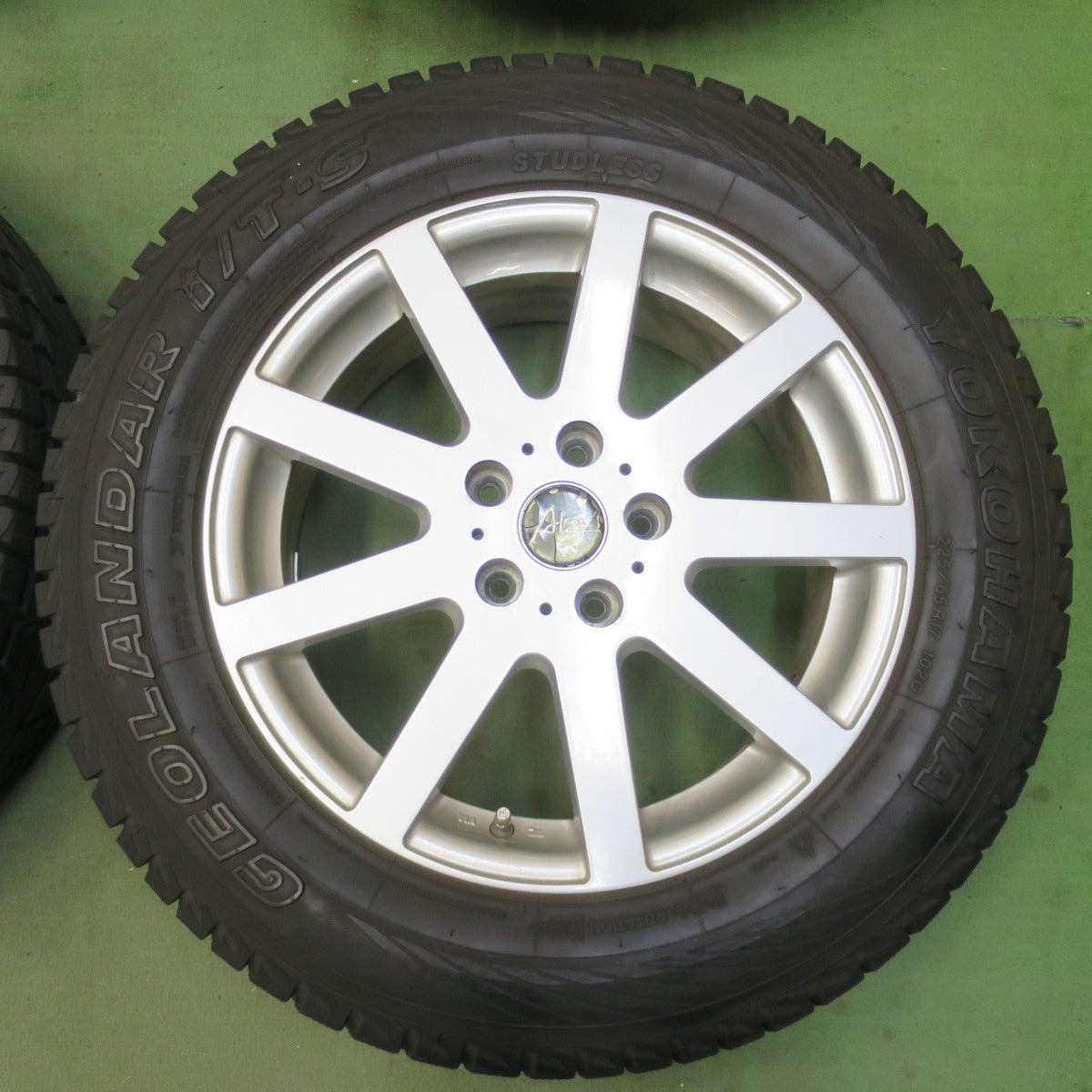 バリ溝！9.5分★スタッドレス 225/65R17 ヨコハマ ジオランダー i/T-S ALZE 社外 アルミ 17インチ PCD114.3/5H★6042104イス