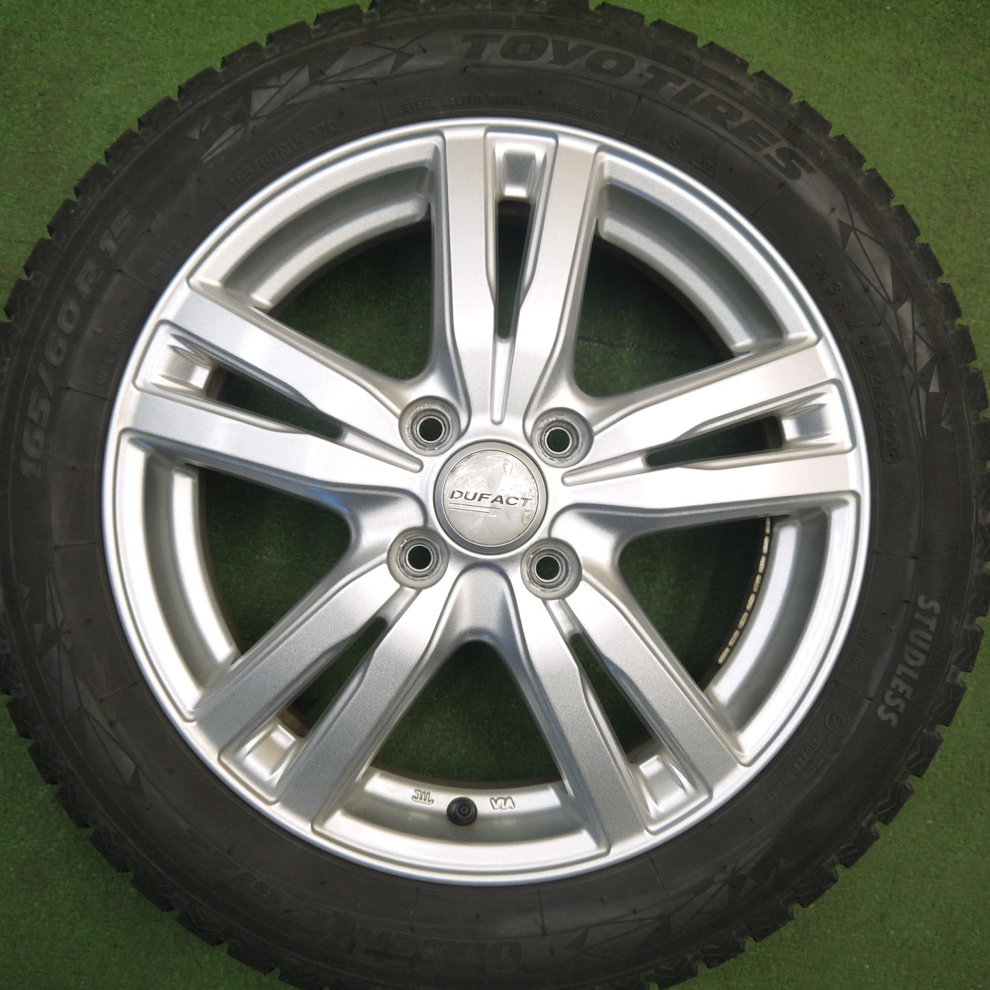 キレイ！22年★スタッドレス 165/60R15 トーヨー オブザーブ GIZ2 DUFACT デュファクト 15インチ ハスラー ソリオ 等 PCD100/4H★6011406Hス