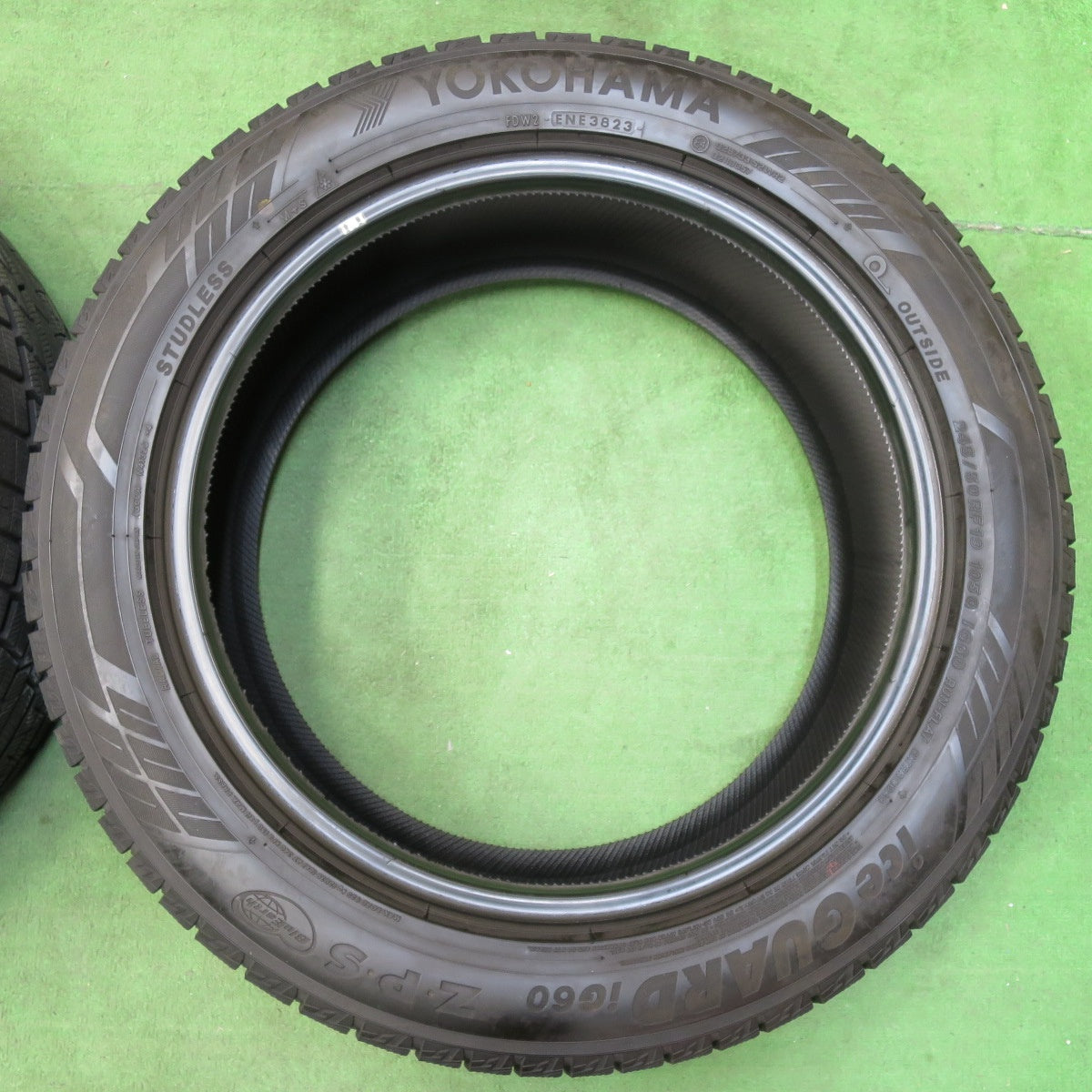 [送料無料] バリ溝！23年！9.5分★スタッドレス 245/50R19 ヨコハマ アイスガード iG60 Z・P・S ランフラット 19インチ BMW レクサス 等★4120906イスタ