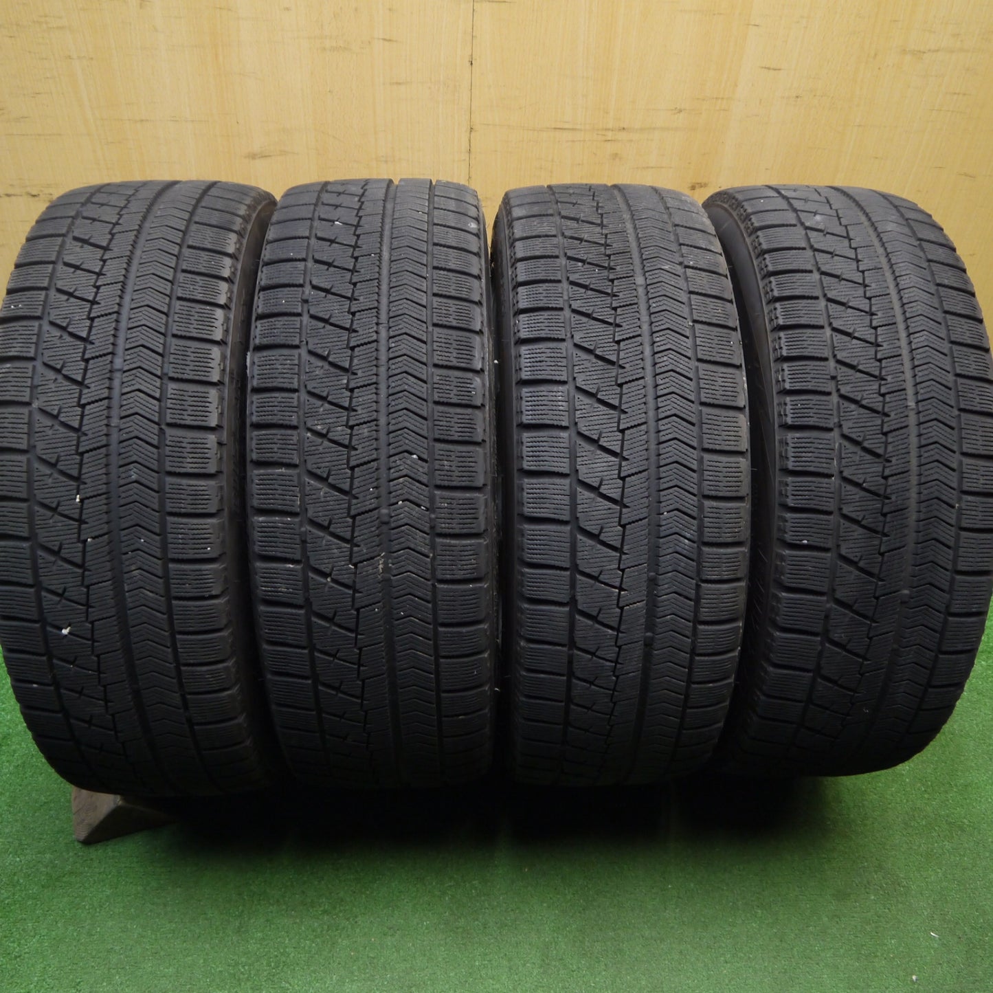4本価格★スタッドレス 225/45R18 ブリヂストン ブリザック VRX Schneider シュナイダー 18インチ PCD114.3/5H★5121501Hス