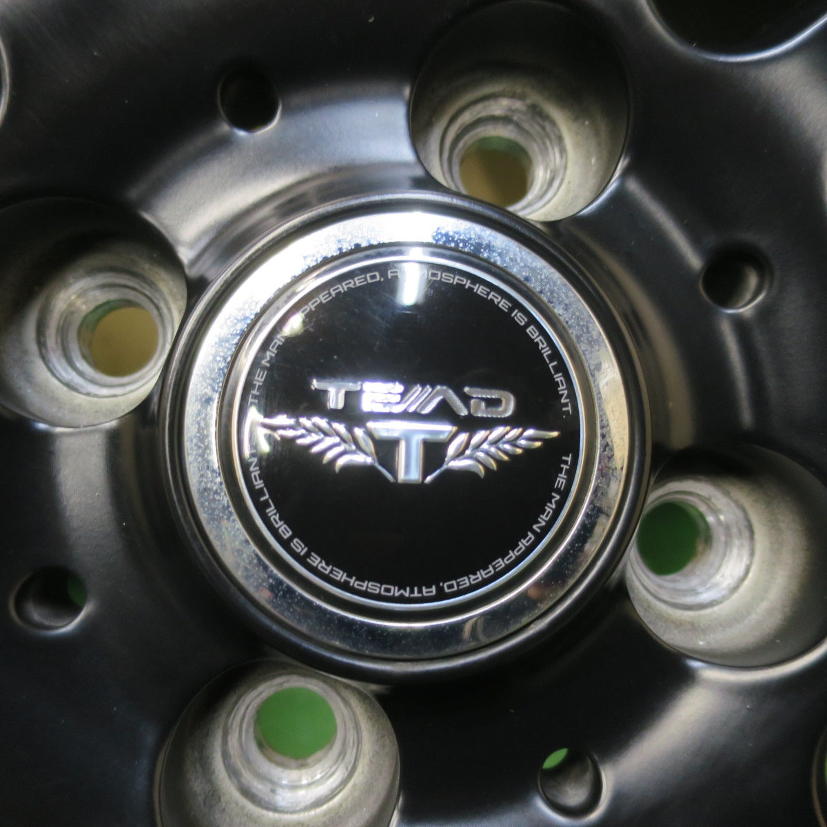 バリ溝！キレイ！8.5分★スタッドレス 185/60R15 ダンロップ ウインターマックス WM01 TEAD テッド 15インチ PCD100/4H★5111802イス