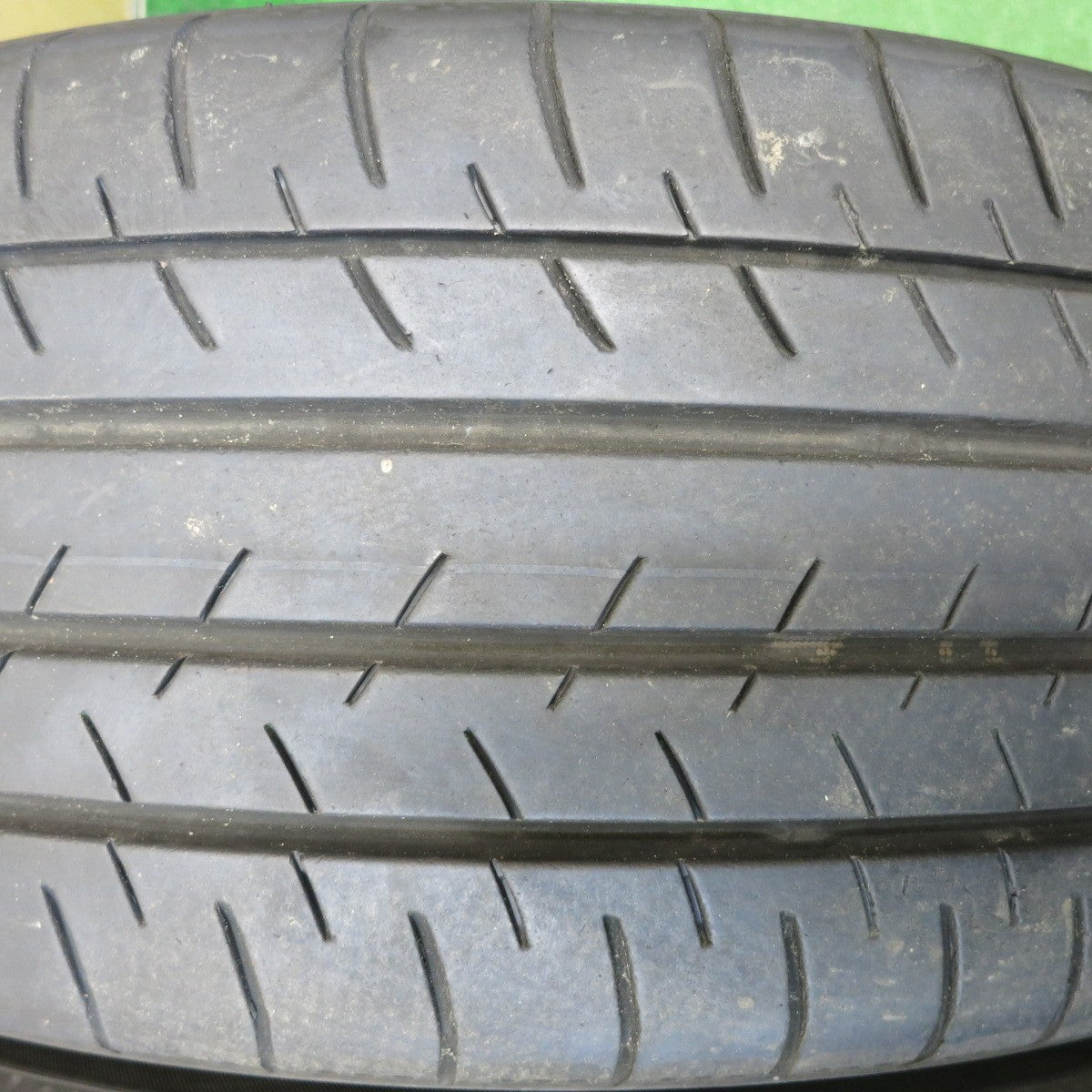 キレイ！23年★トヨタ 60系 プリウス PHV 純正 195/50R19 ヨコハマ BluEarth-GT AE51J ブルーアース 19インチ PCD114.3/5H★6010311HAノ