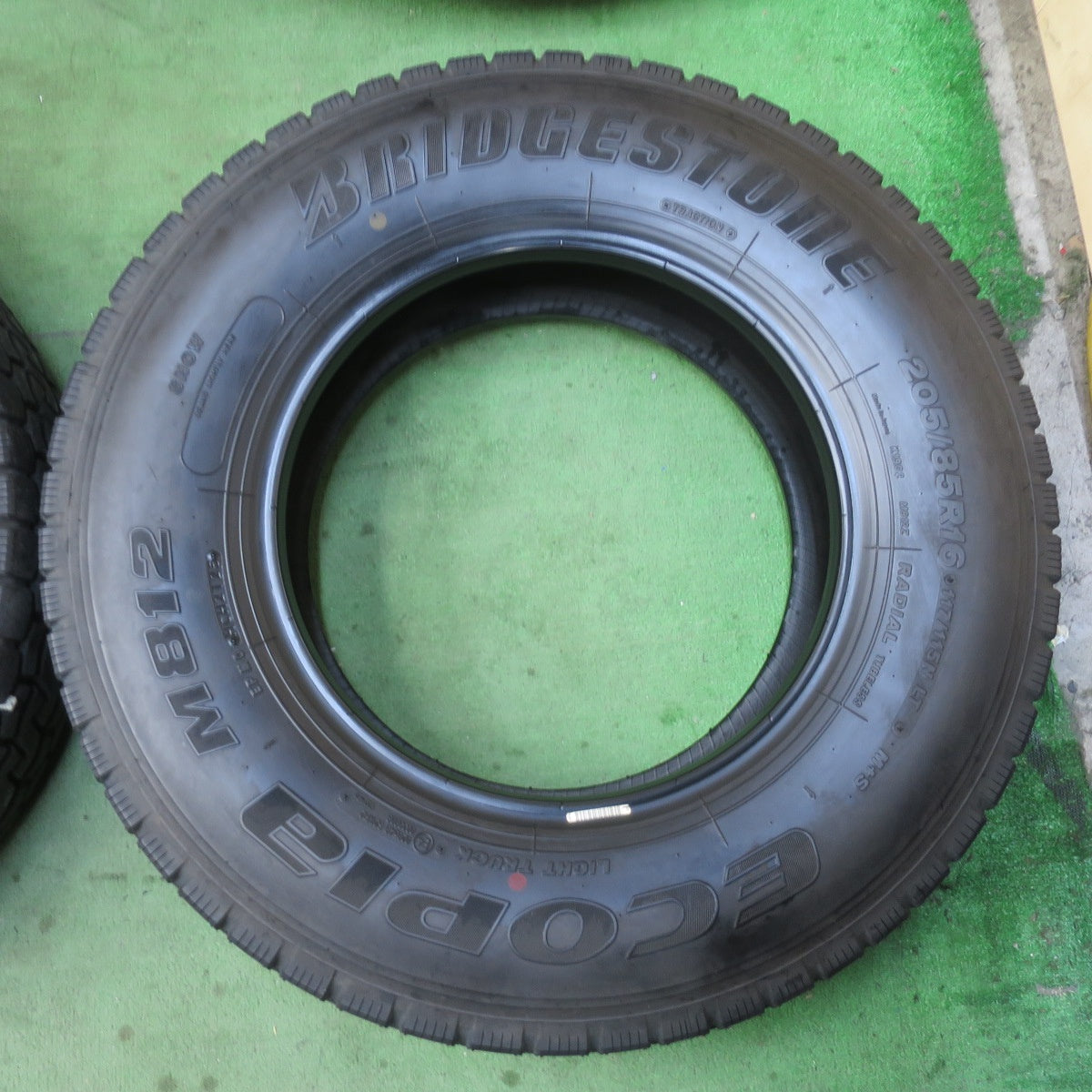 ほぼ未使用！25年！6本★トラック バス タイヤ 205/85R16 117/115N ブリヂストン エコピア M812 ミックス オールシーズン 16インチ★6013107イスタ