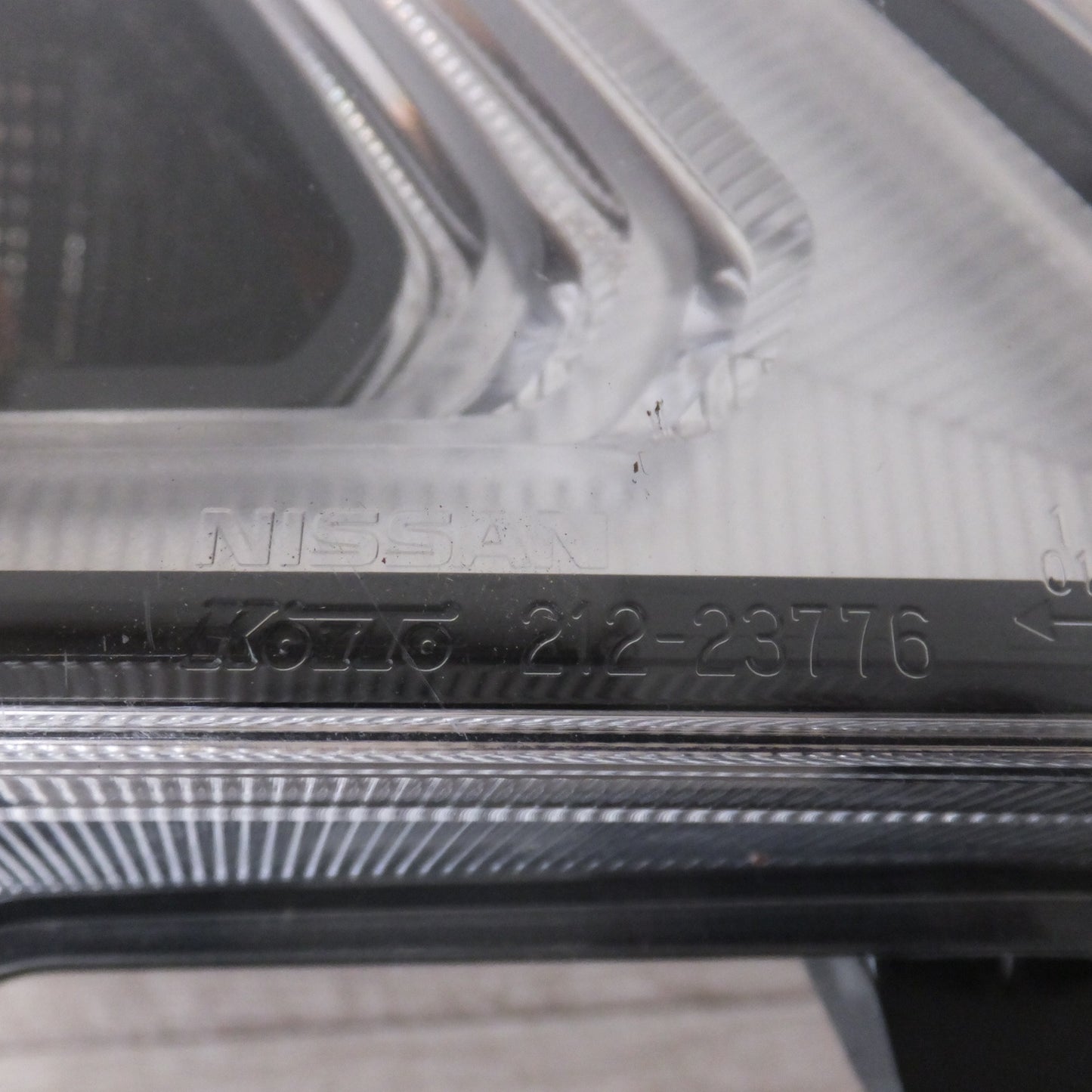 [送料無料] ★日産 NISSAN 純正 デイズ B44W コンビネーションランプ 右 KOITO 212-23776 フロント ウィンカー★