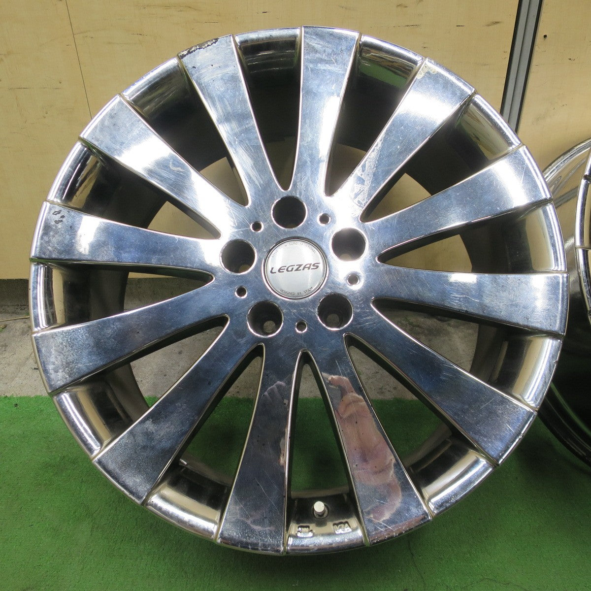 4本価格◎LEGZAS STICH シュティッヒ レグザス 19インチ ホイール 19×8JJ PCD114.3/5H◎6090401NGホ