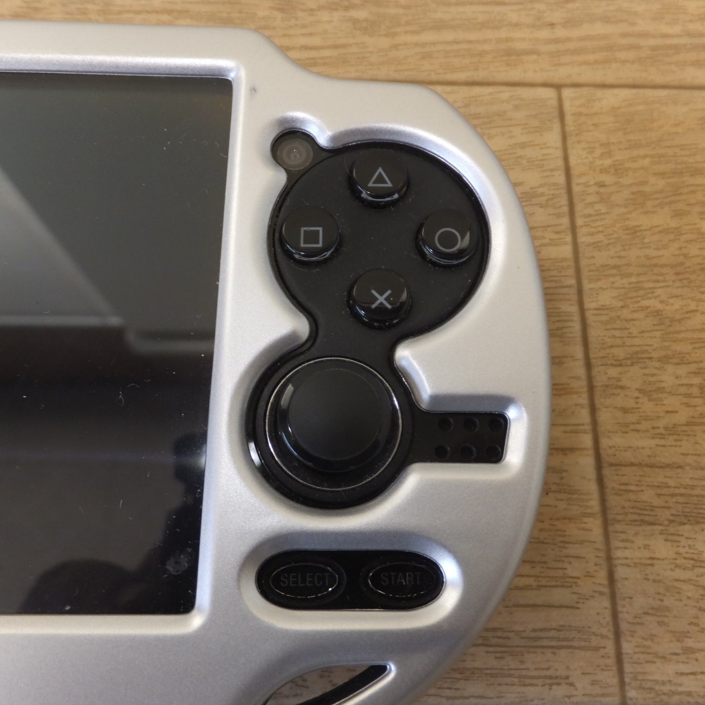 [送料無料] ★ソニー SONY プレイステーション ヴィータ PlayStation Vita PSVITA PCH-1100　8GB カード 収納ケース セット★