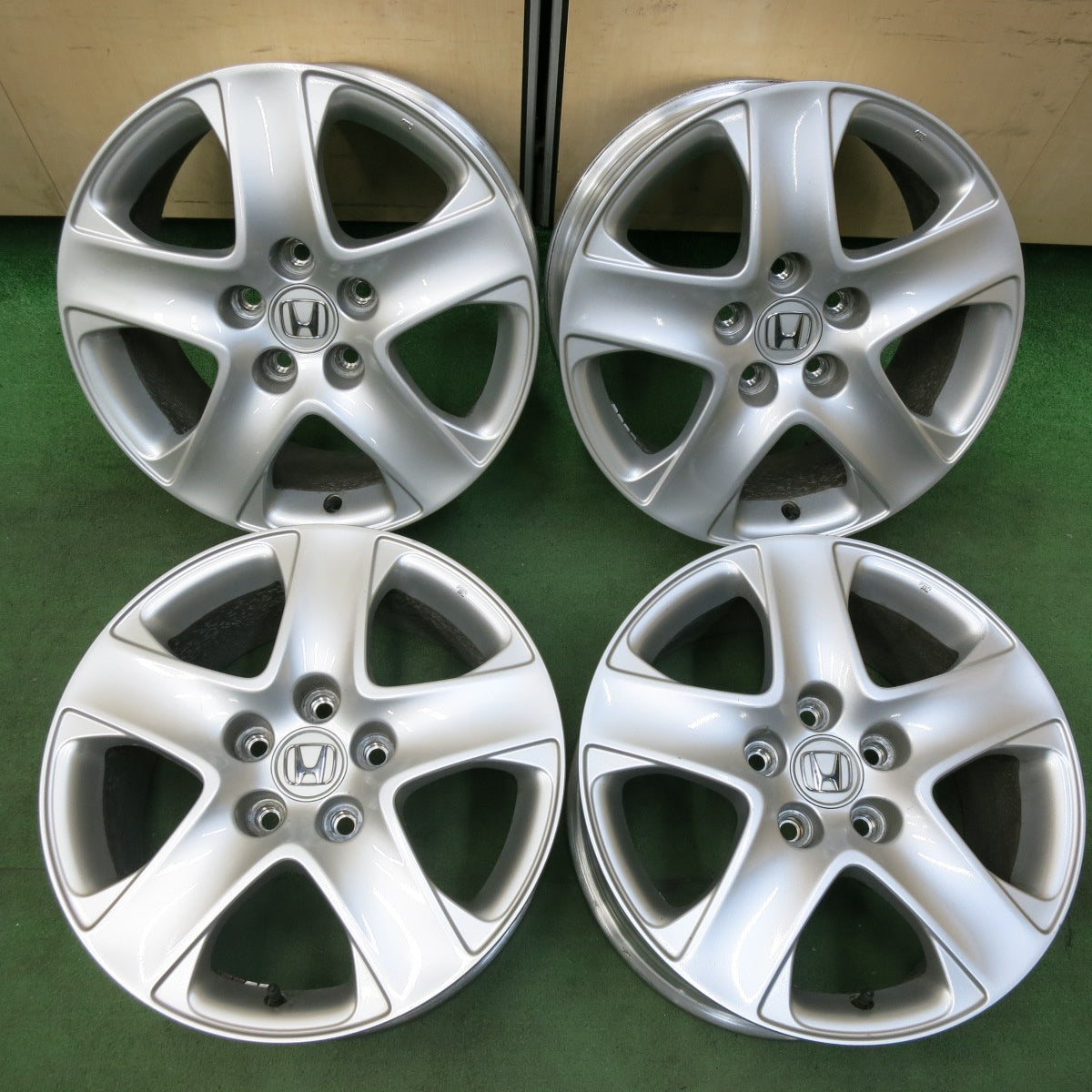 [送料無料] 4本価格★ホンダ KB1 レジェンド 純正 ホイール 17インチ 17×8J PCD120/5H★5012207SYホ
