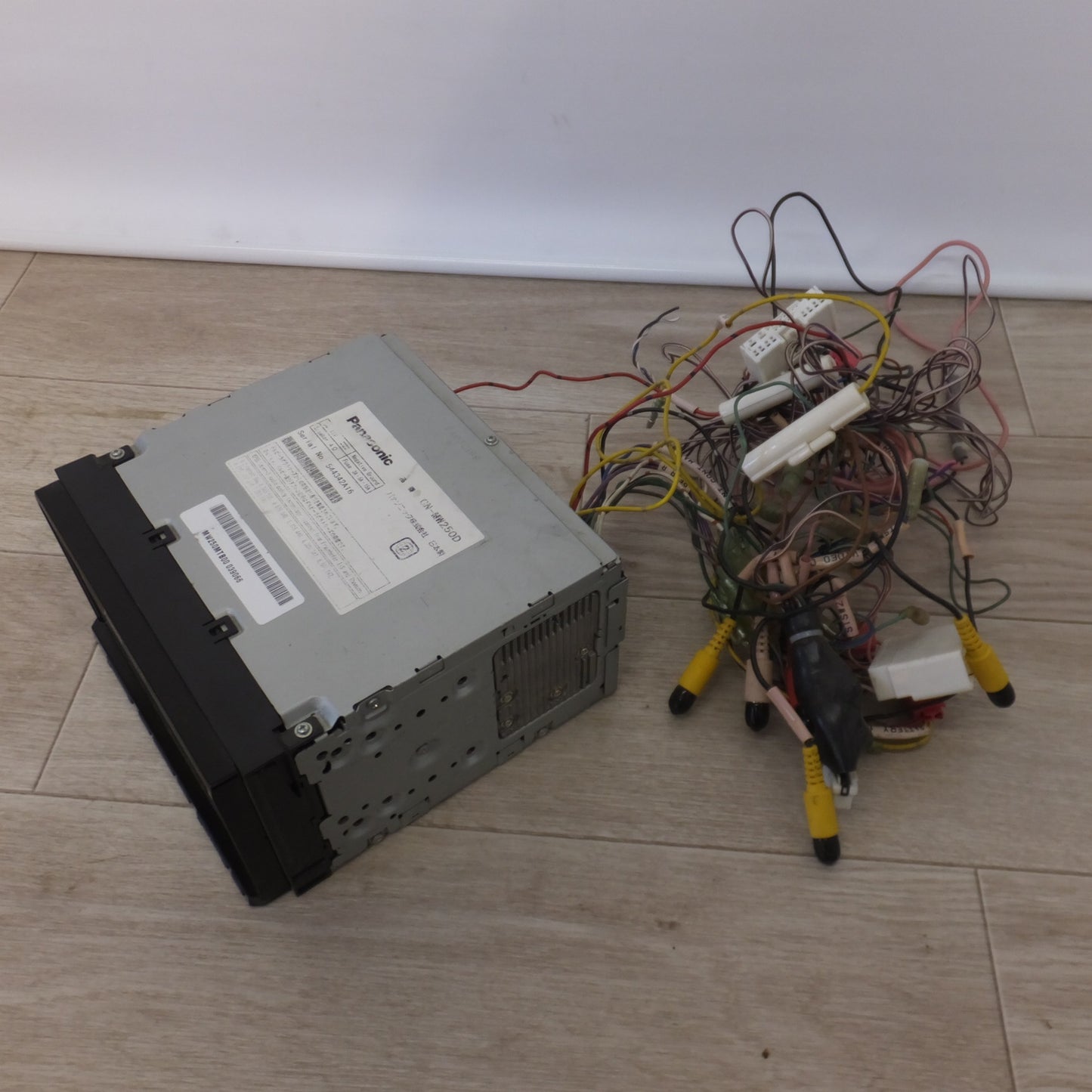 [送料無料] ★パナソニック Panasonic SDカーナビステーション ストラーダ Strada CN-MW250D[2]★