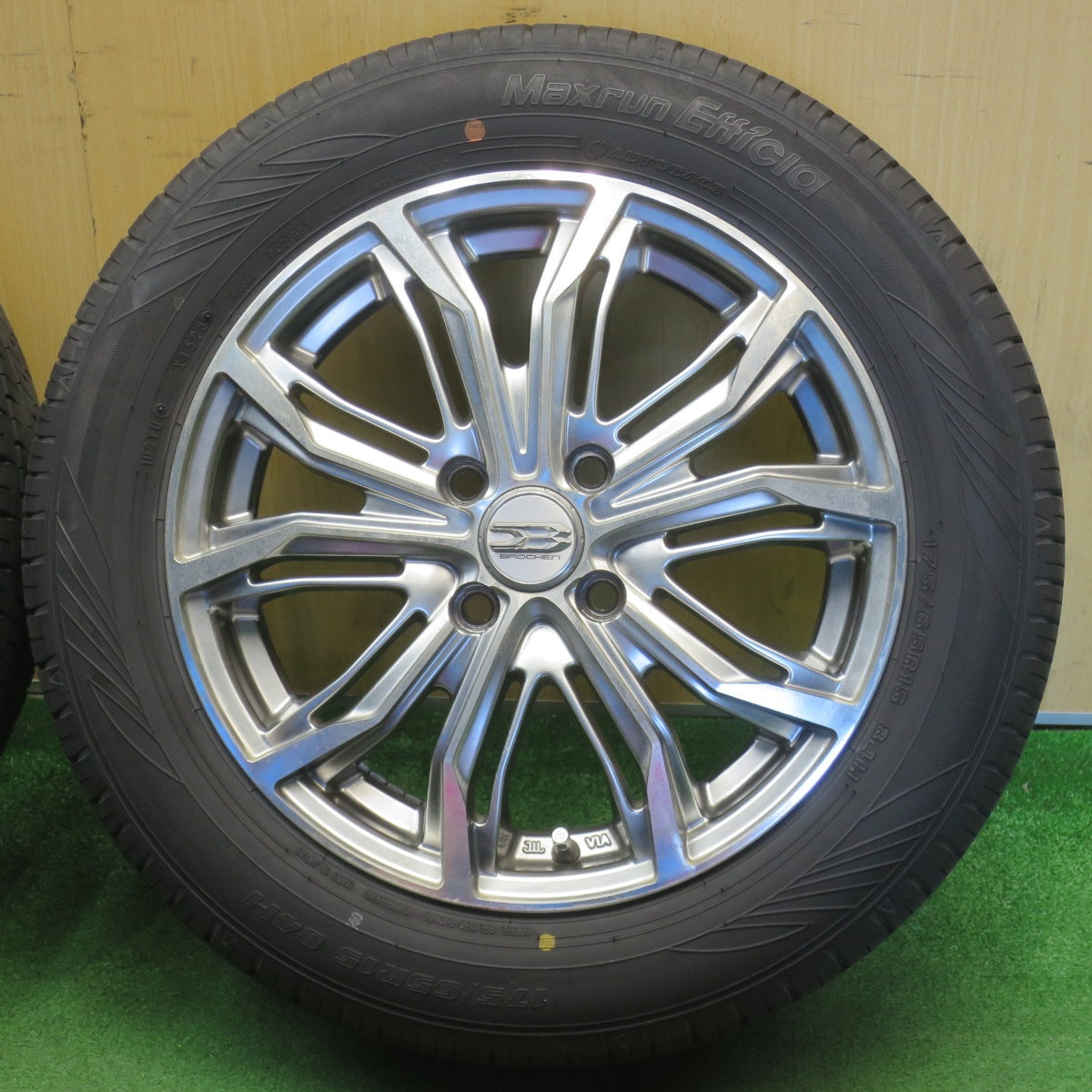 バリ溝！23年！9.5分★175/65R15 オートバックス Maxrun Efficia BROCKEN DS25 ブロッケン 15インチ PCD100/4H★6051012NJノ