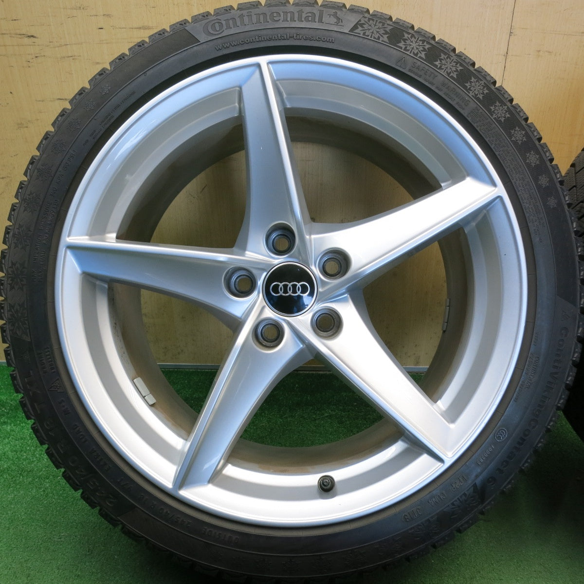 バリ溝！キレイ！8.5分◎アウディ A5 Sライン 純正 245/40R18 スタッドレス コンチネンタル コンチバイキング コンタクト6 18インチ PCD112/5H◎6081603HAス