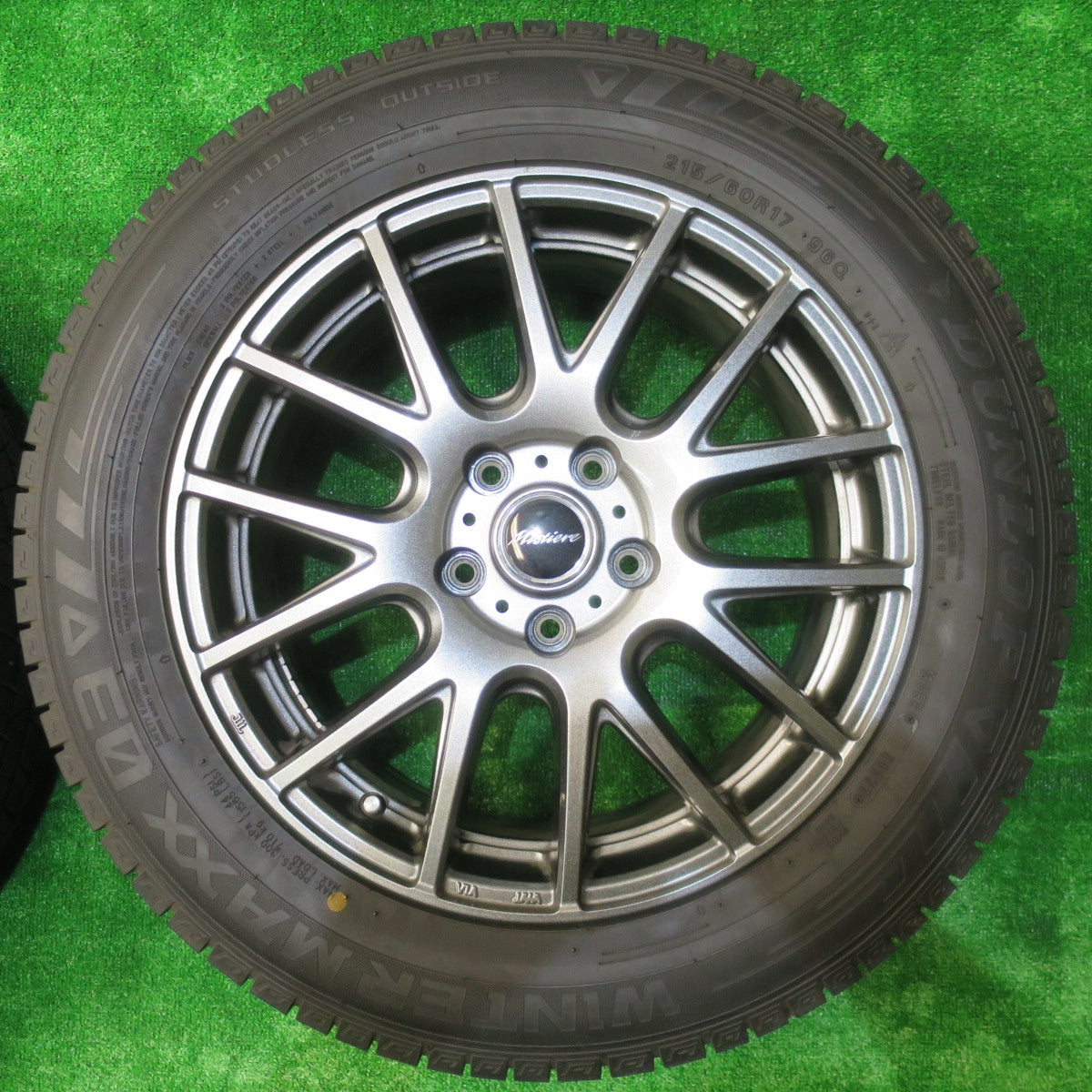 バリ溝！21年！キレイ！9.5分★スタッドレス 215/60R17 ダンロップ ウインターマックス 03 Mistiere ミスティーレ 17インチ PCD114.3/5H★5101103NJス