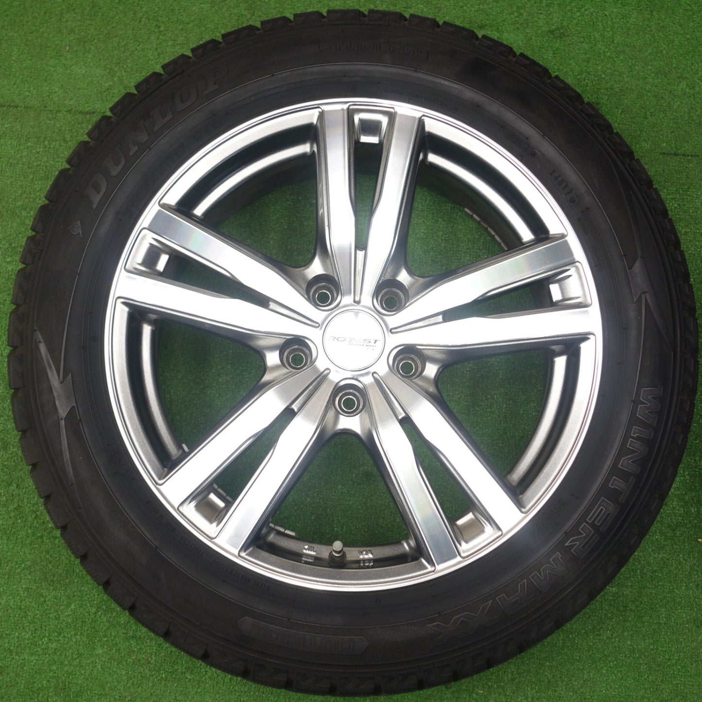 バリ溝！9.5分★スタッドレス 215/55R17 ダンロップ ウインターマックス WM02 ROZEST YT-E ロゼスト 17インチ PCD114.3/5H★6021301KTス