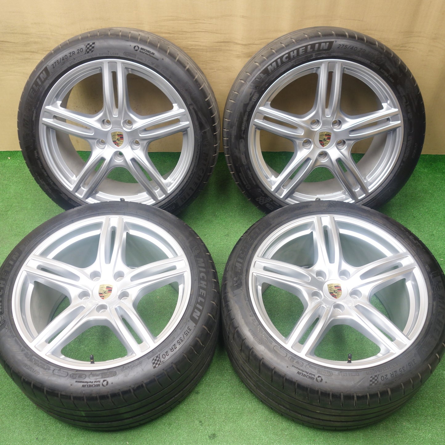 バリ溝！キレイ！9.5分★ポルシェ 971 パナメーラ ターボ 純正 275/40R20 315/35R20 ミシュラン パイロットスポーツ4 20インチ PCD130/5H★6020101KTノ