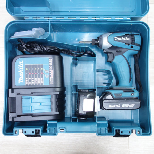 [送料無料] バッテリー2個付◆マキタ 充電式 インパクトドライバ TD146DX 電動 工具 コードレス 18V DIY Makita◆