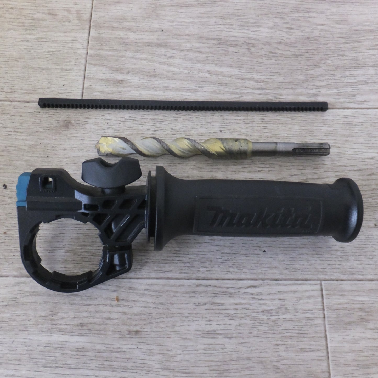[送料無料] キレイ★マキタ makita 18mm 充電式ハンマドリル HR183DZK 18V 本体のみ★