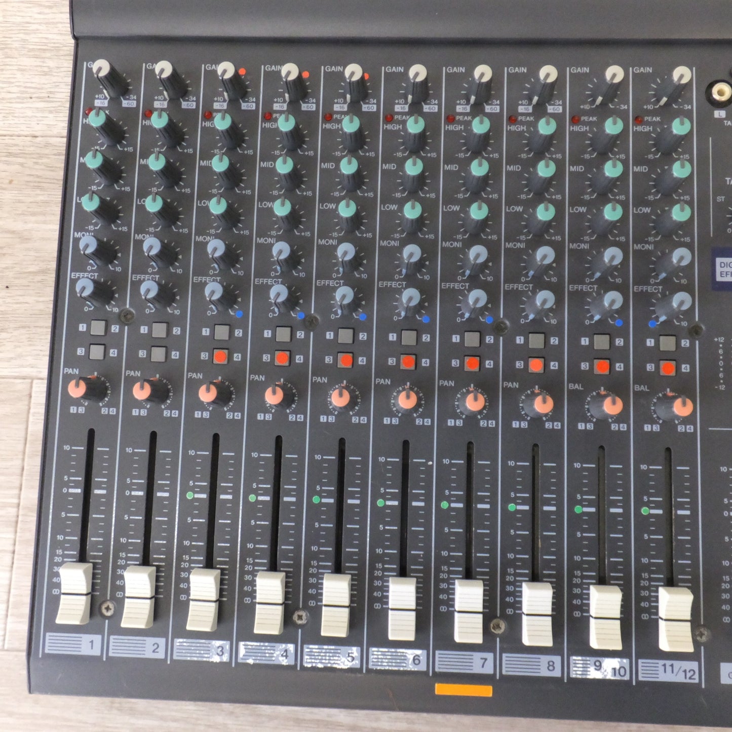 [送料無料] 現状品★ヤマハ YAMAHA ミキシングコンソール MIXING CONSOLE MX12/4　100V 30W 50/60Hz★