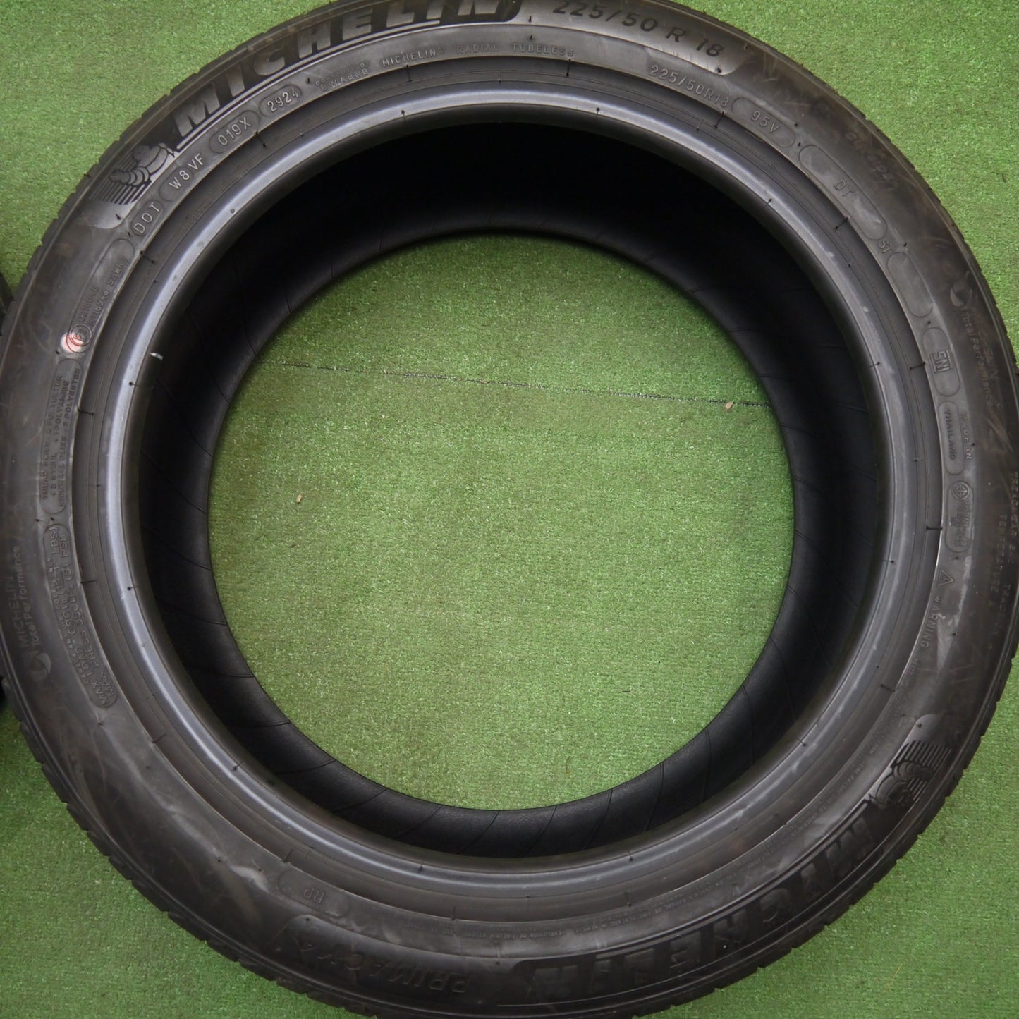 ほぼ新車外し！24年★225/50R18 ミシュラン プライマシー4 PRIMACY4 タイヤ 18インチ カローラクロス C-HR ヴェゼル エスティマ 等★5121702Hノタ