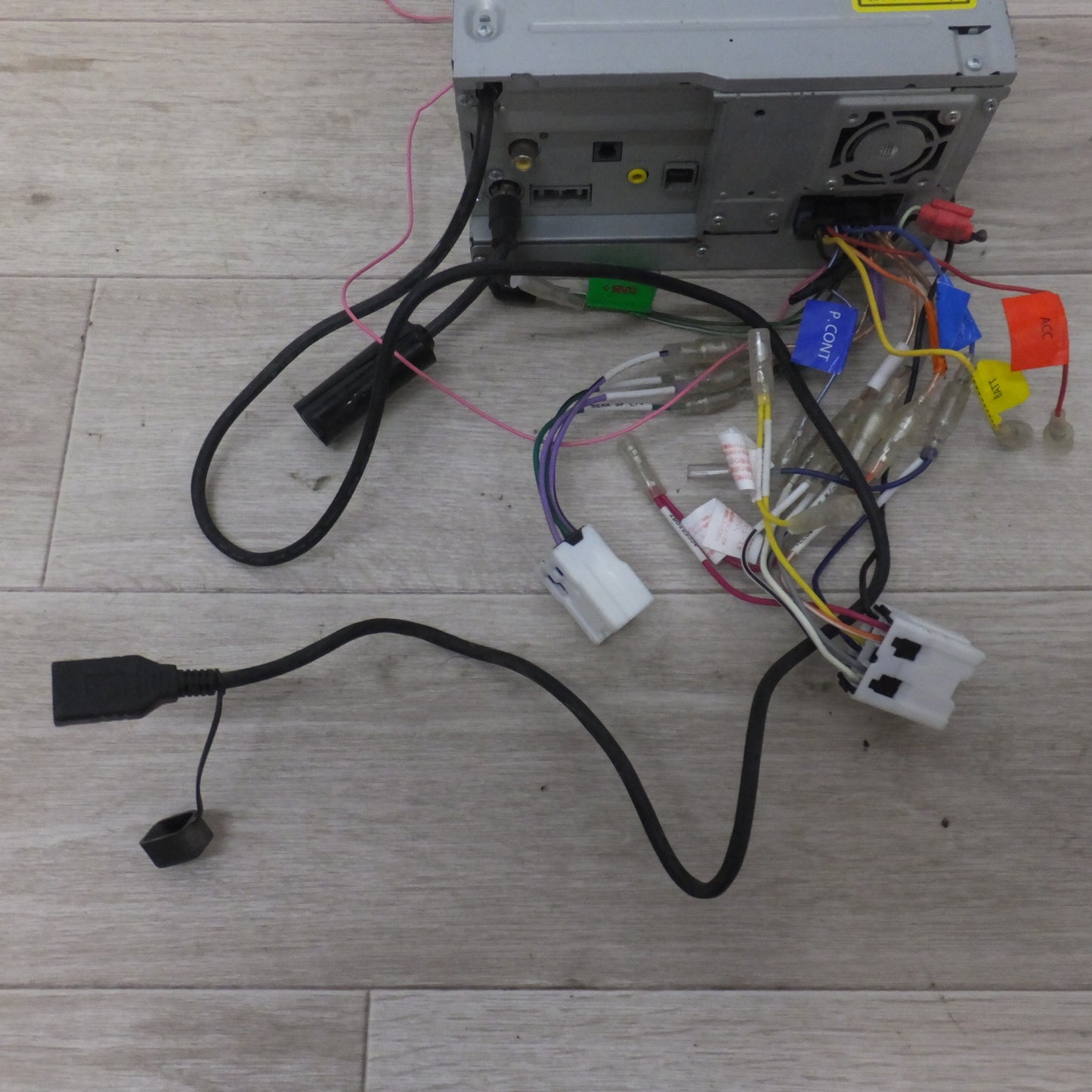 [送料無料] 現状品★ケンウッド KENWOOD メモリーナビゲーション MDV-L501[19]★