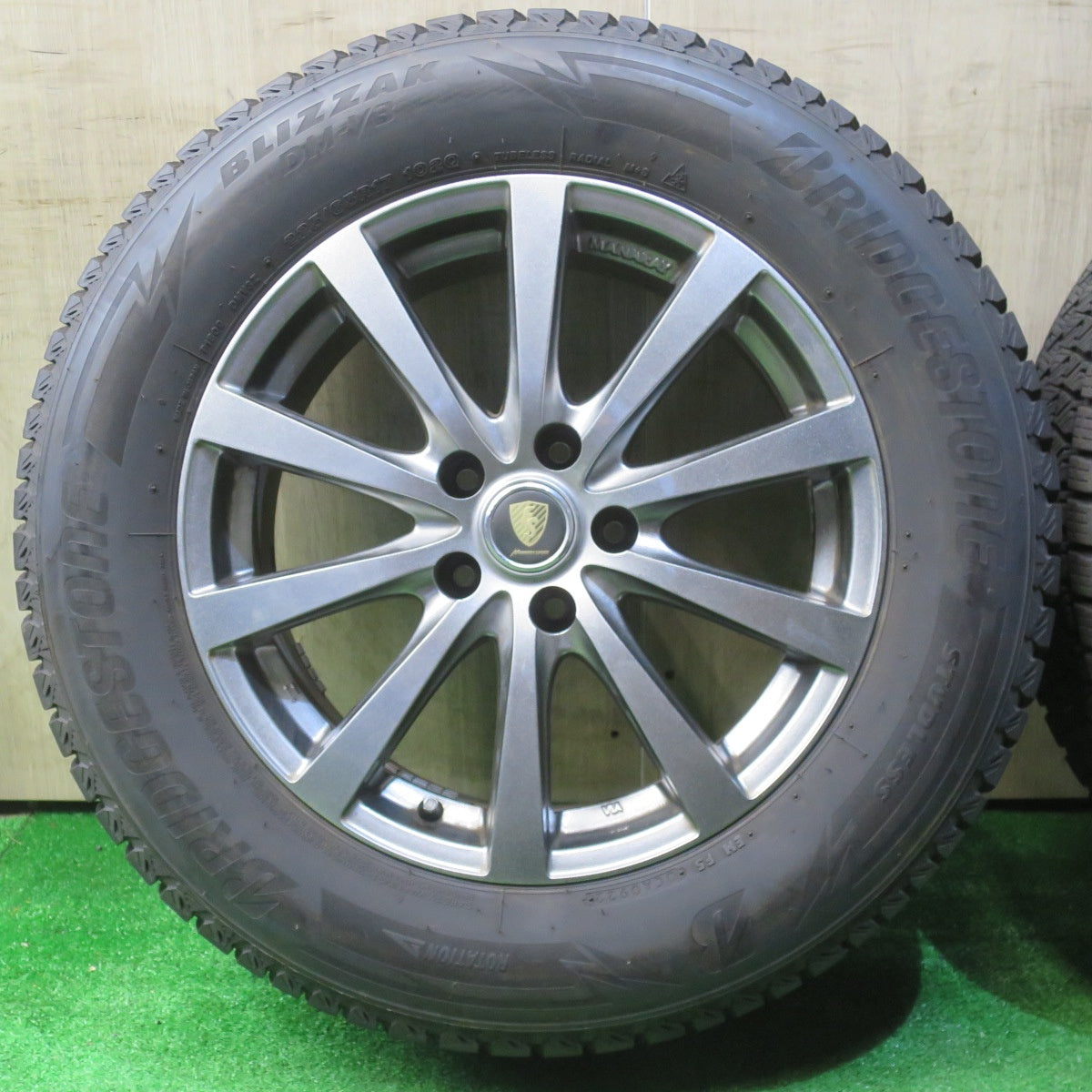 バリ溝！22年！キレイ！9.5分★スタッドレス 225/65R17 ブリヂストン ブリザック DM-V3 MANARAY SPORT マナレイ スポーツ 17インチ PCD114.3/5H★6050601NJス